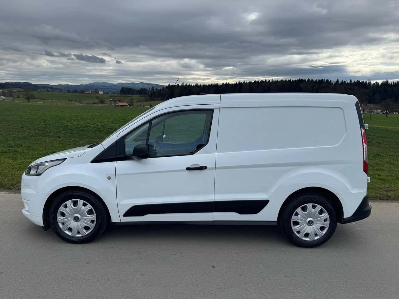 FORD Transit Connect Van T200 1.5 Eco Blue Trend Automat mit, Diesel, Occasion / Gebraucht, Automatik - 5