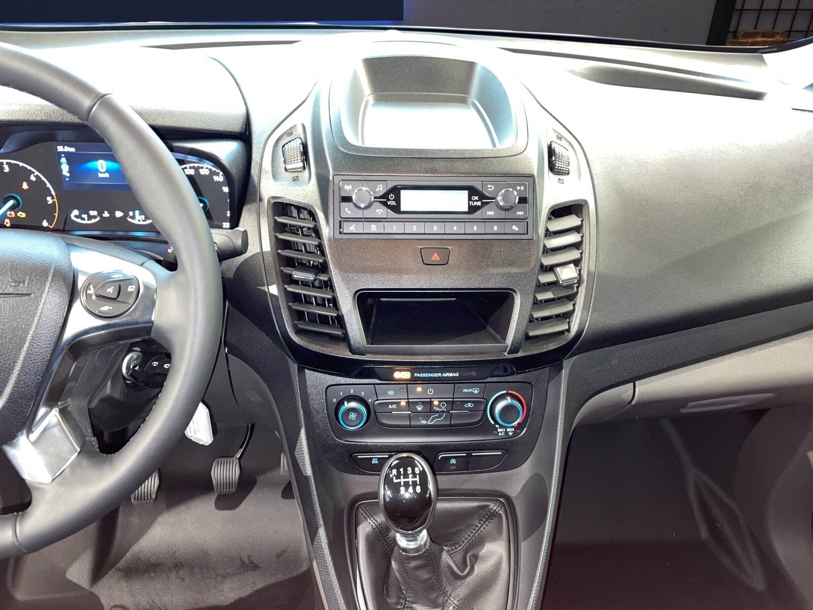 FORD Transit Connect Van 230 L2 (Langeversion) 1.5 TDCi  EcoBlue , Diesel, Occasion / Gebraucht, Handschaltung - 7