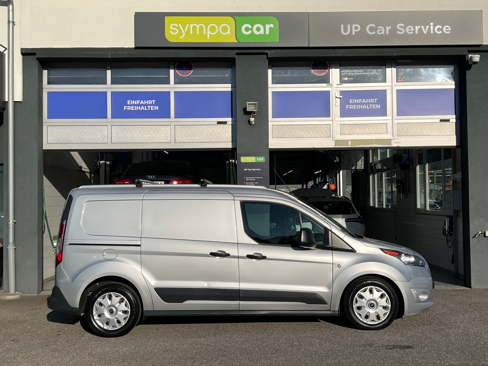 FORD Transit Connect Van T230 1.5 TDCi Ambiente A * BOTT Inn, Diesel, Occasioni / Usate, Automatico - 4