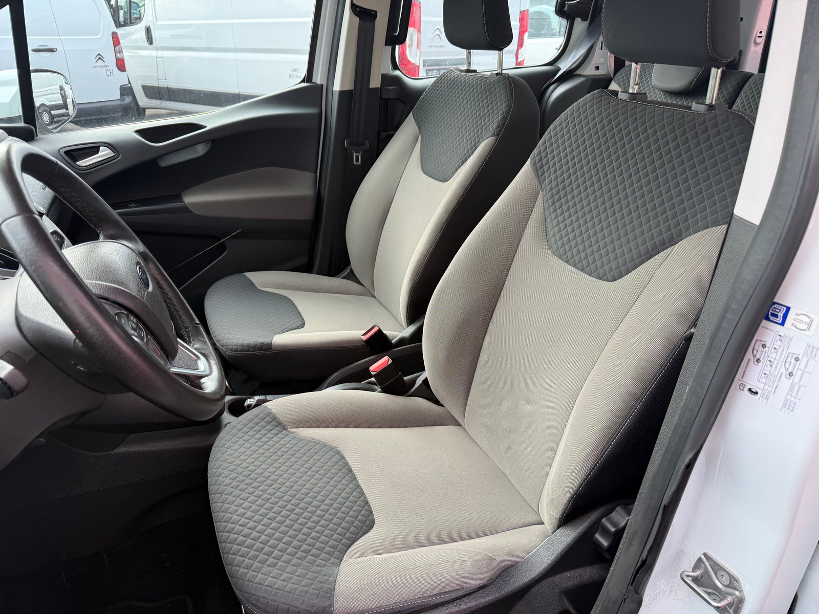 FORD Transit Courier Combi 1.5 TDCi Trend, Diesel, Occasion / Gebraucht, Handschaltung - 4
