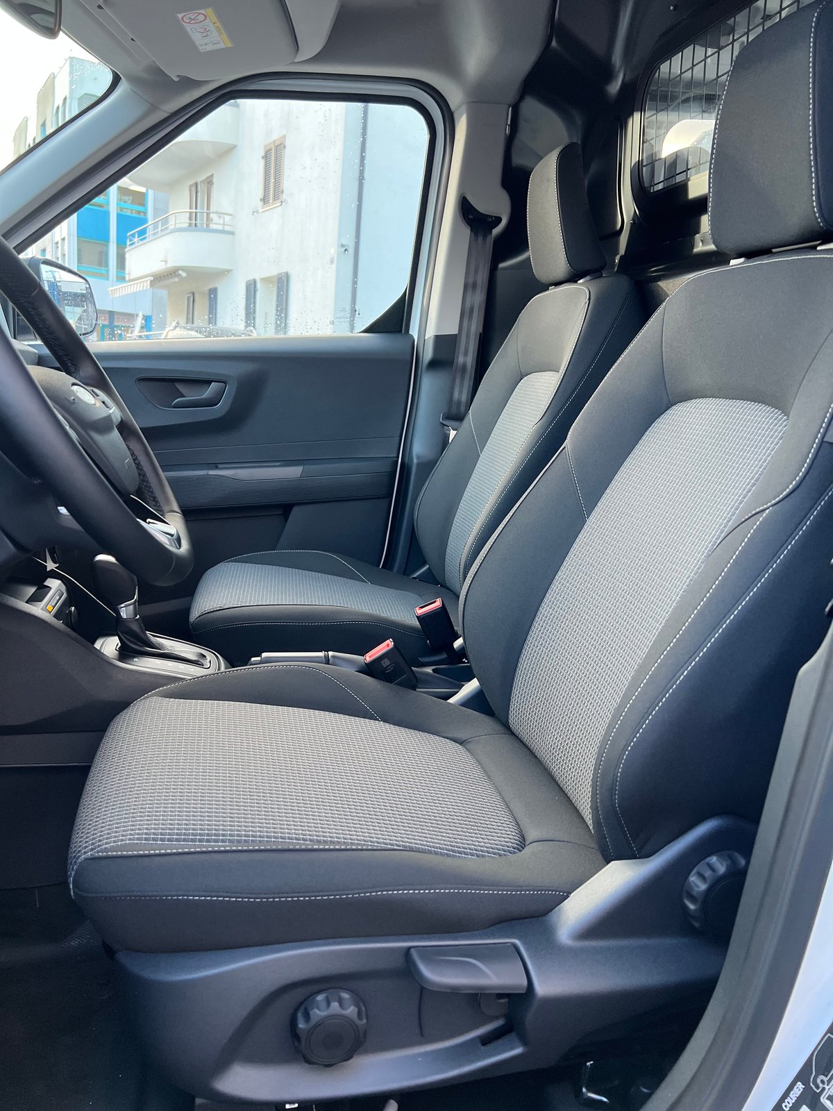 FORD Transit Courier Van 1.0 EcoBoost Trend Automat, Benzina, Auto nuove, Automatico - 6