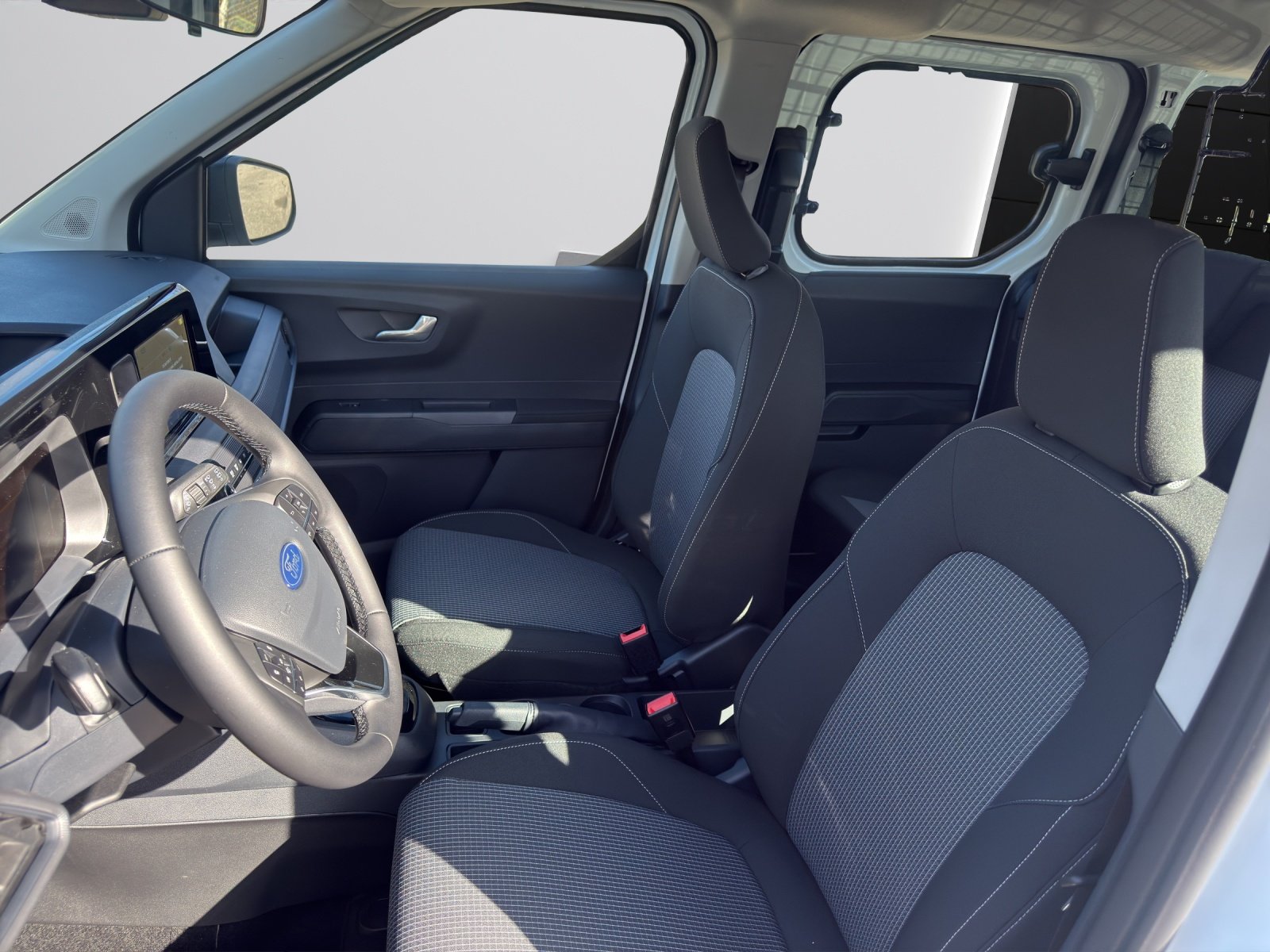 FORD Transit Courier Van 1.0 EcoBoost Trend Automat, Essence, Voiture nouvelle, Automatique - 7
