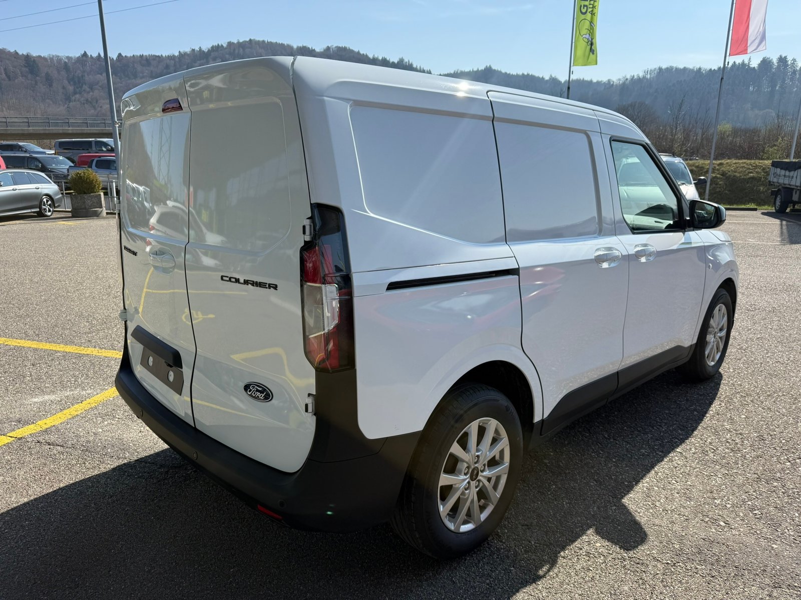 FORD Transit Courier Van 1.0 EcoBoost Limited Automat, Benzin, Neuwagen, Automatik - 6