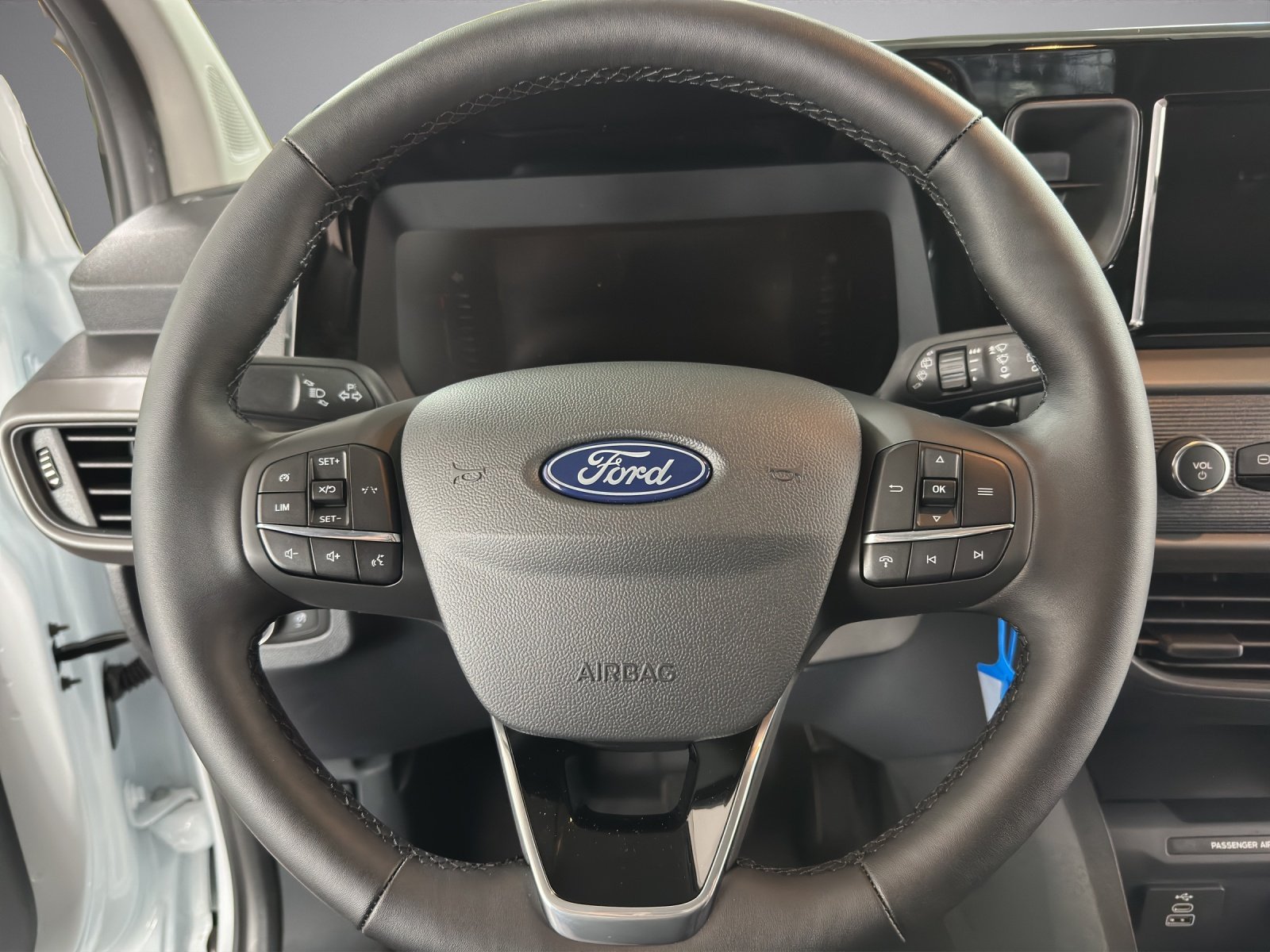FORD Transit Courier van 1.0 EcoBoo, Petrol, New car, Automatic - 6