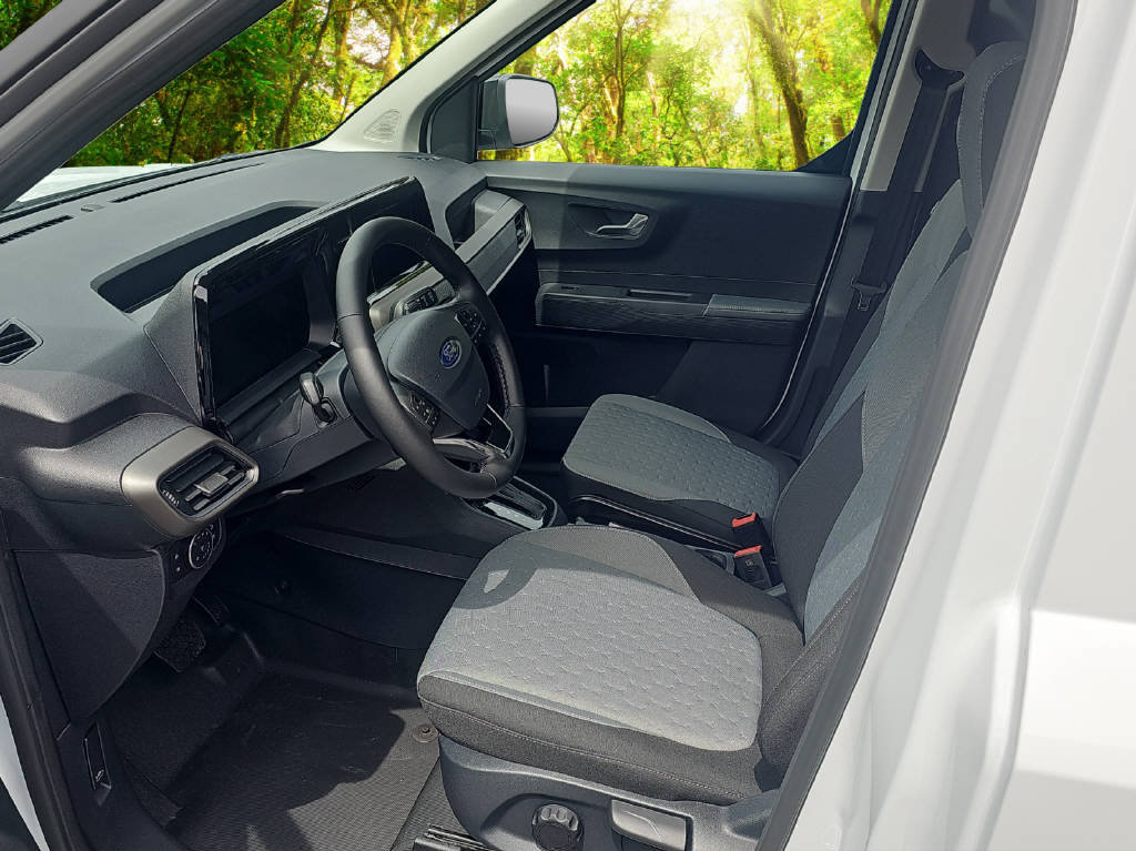 FORD Transit Courier Van 1.0 EcoBoost Limited, Petrol, New car, Automatic - 6