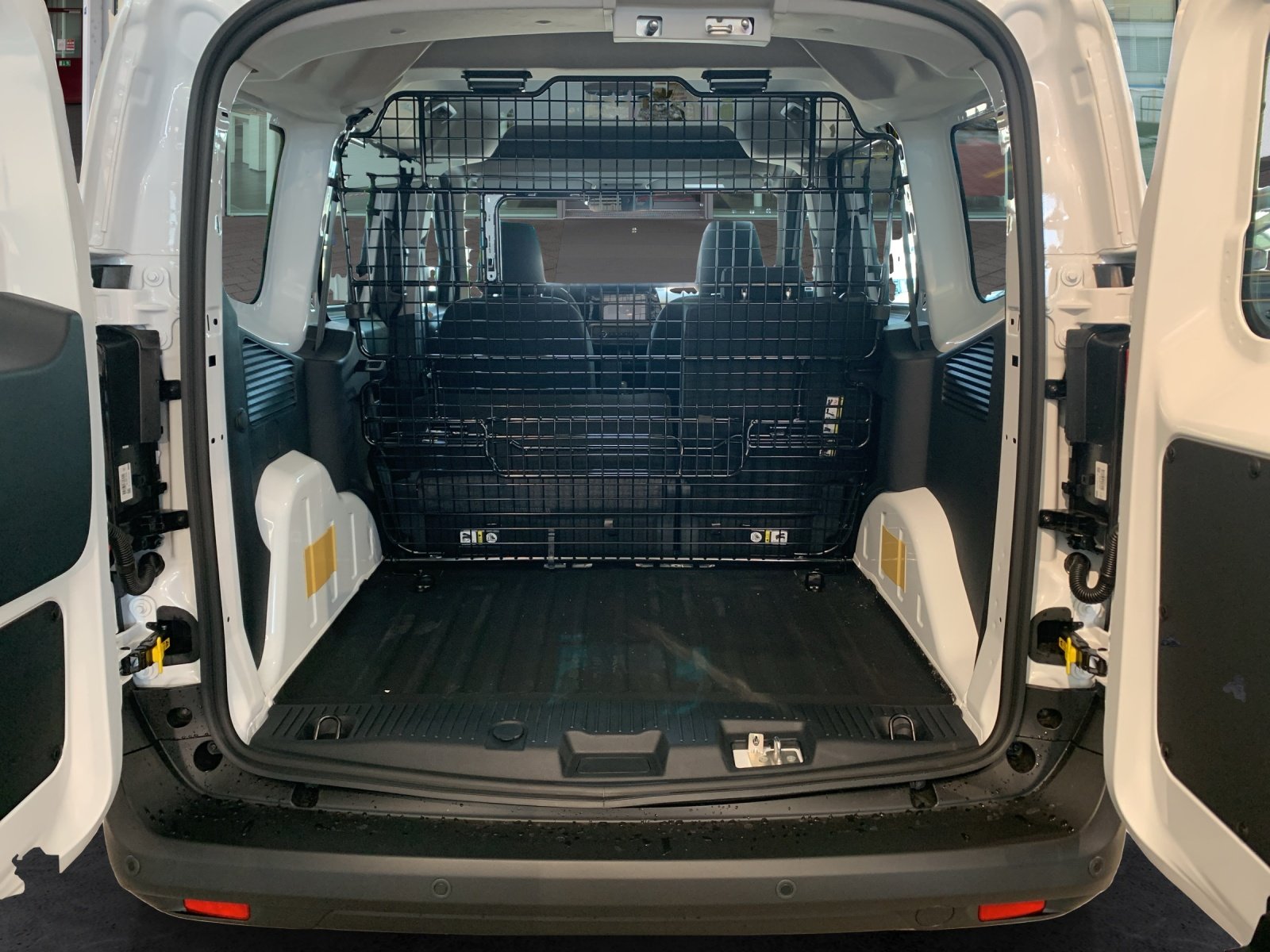 FORD Transit Courier DKab. Van 1.0 EcoBoost Trend, Petrol, New car, Automatic - 7