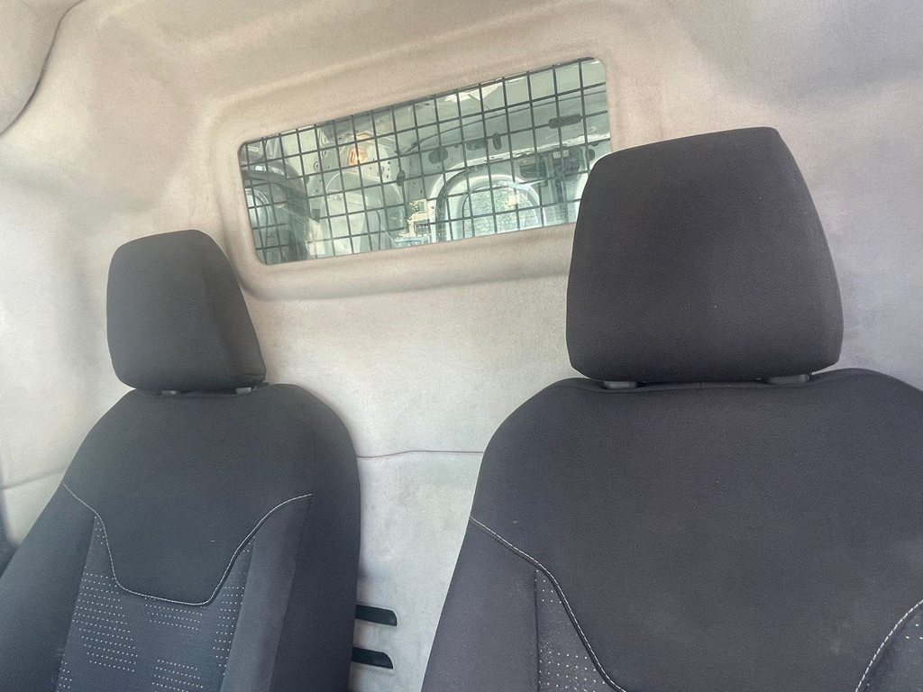 FORD Transit Courier Van 1.0 EcoB Ambiente, Petrol, Second hand / Used, Manual - 6