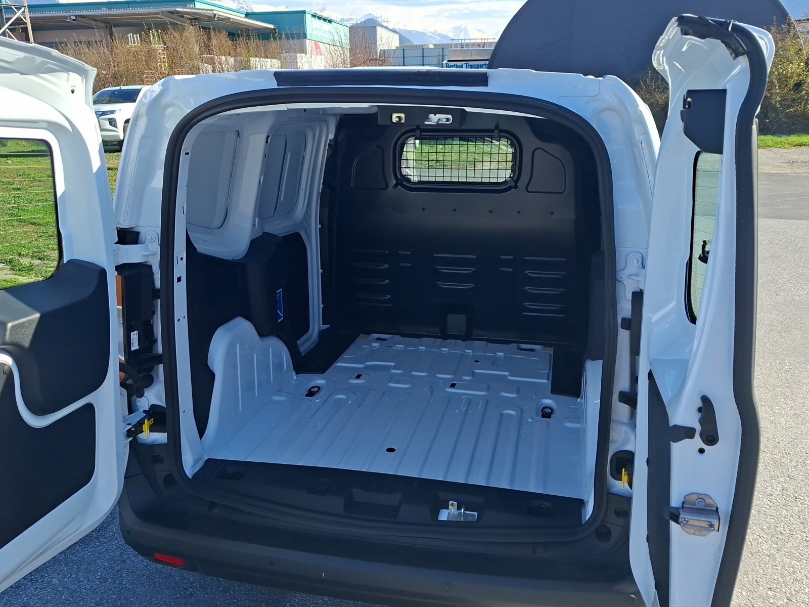 FORD Transit Courier Van 1.0 EcoBoost Trend, Benzina, Occasioni / Usate, Manuale - 7