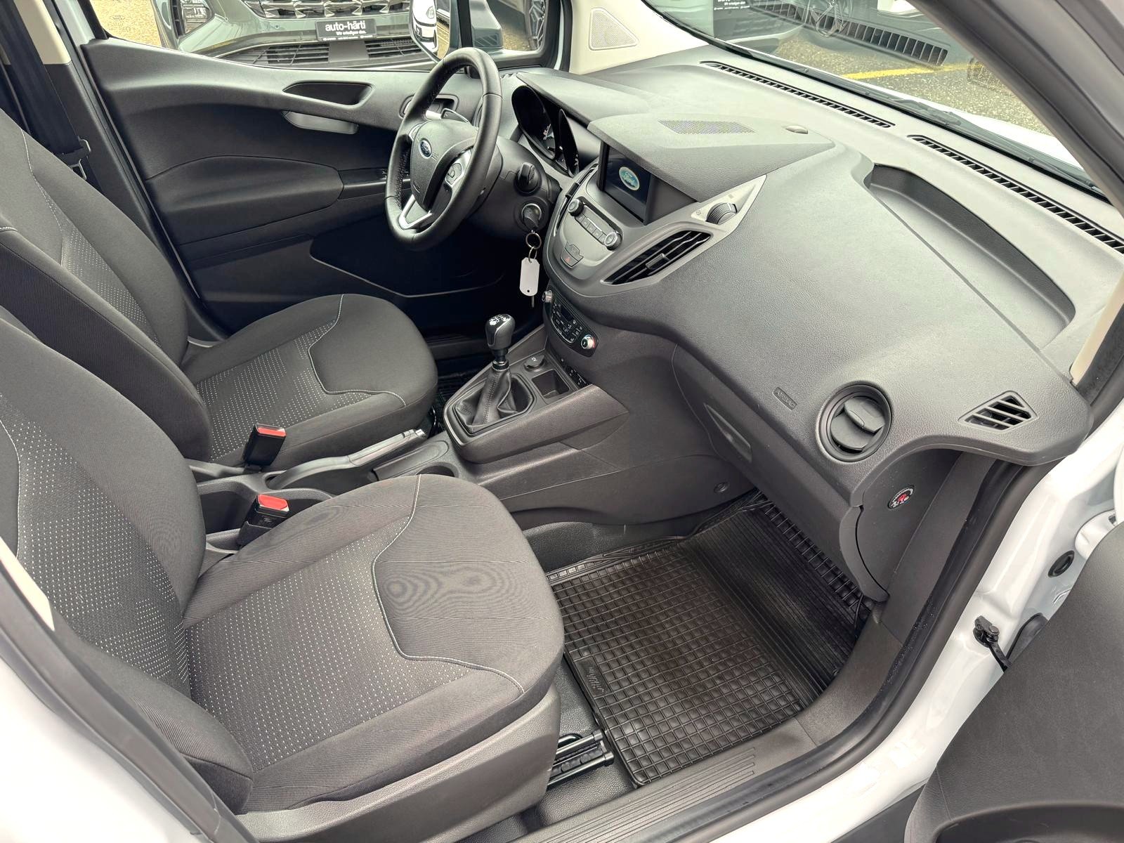 FORD Transit Courier 1.0 Basis, Essence, Occasion / Utilisé, Manuelle - 4