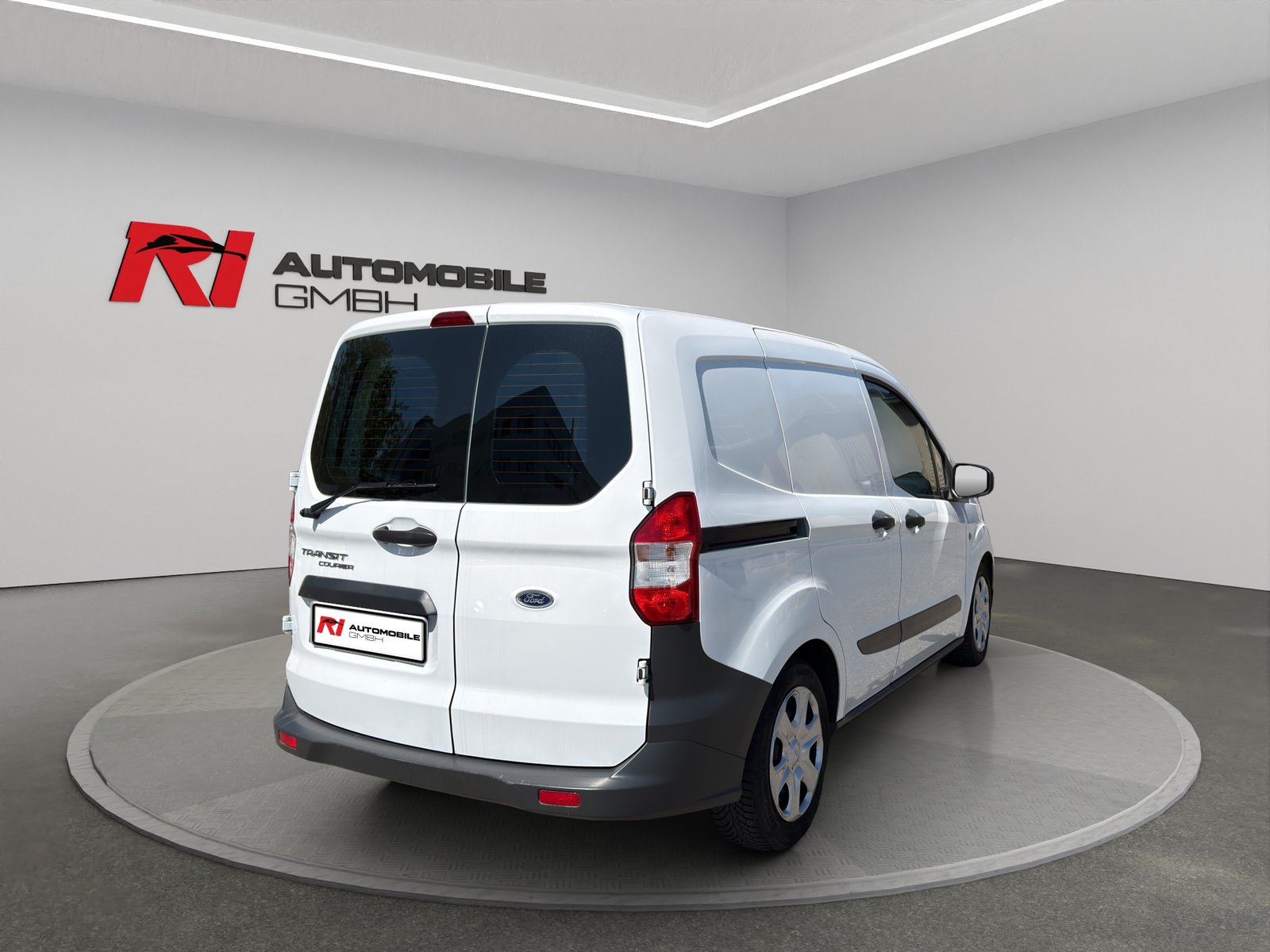 FORD Transit Courier Van 1.5 TDCi Trend, Diesel, Second hand / Used, Manual - 6