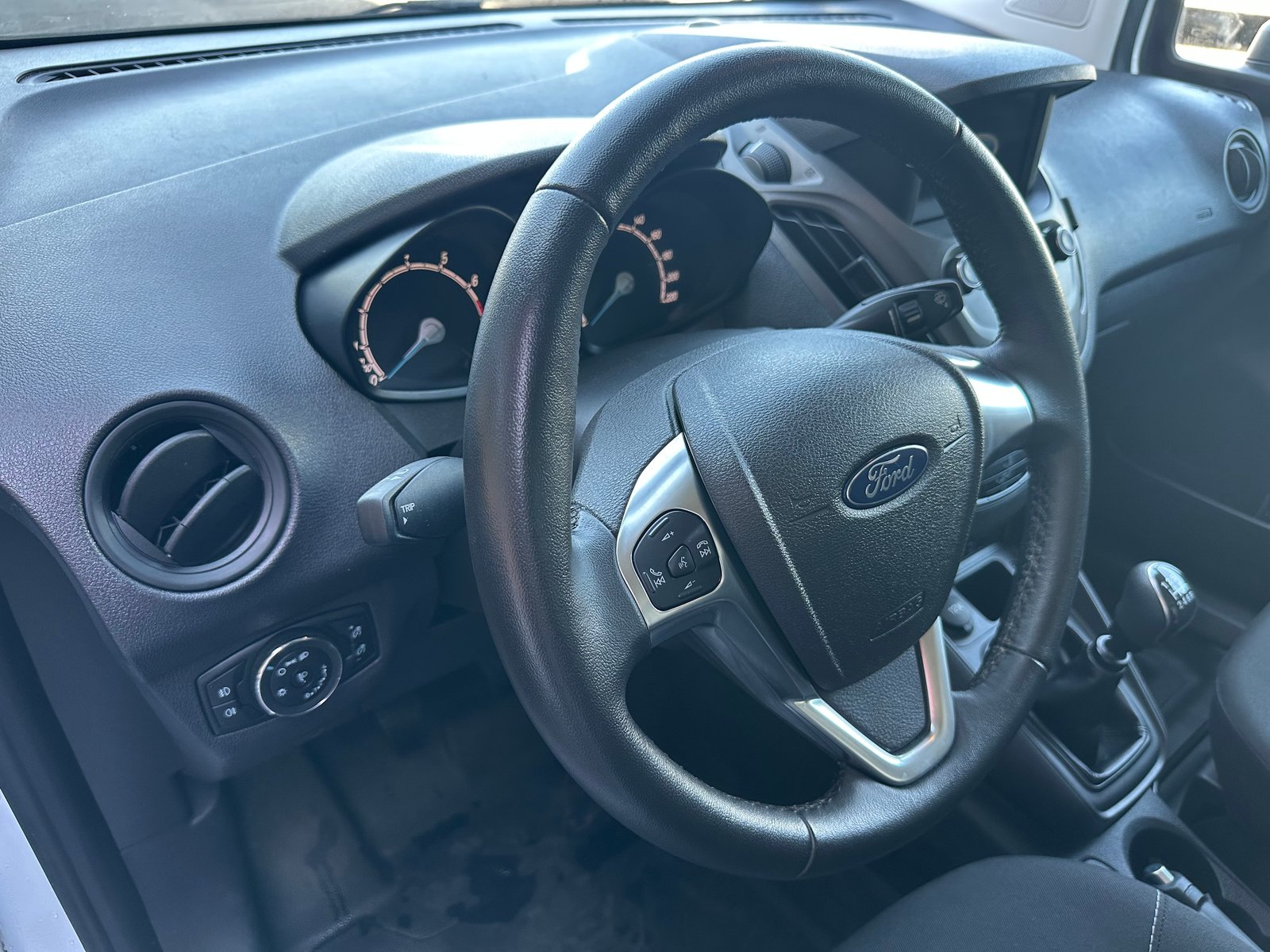 FORD Transit Courier Van 1.0 EcoBoost Trend, Petrol, Second hand / Used, Manual - 7
