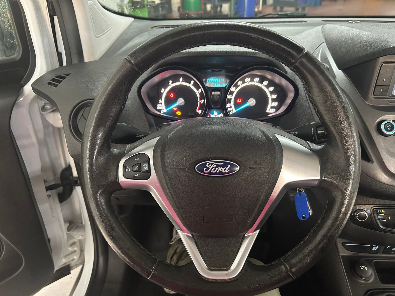 FORD Transit Courier Van 1.0 EcoBoost Trend, Benzin, Occasion / Gebraucht, Handschaltung - 7