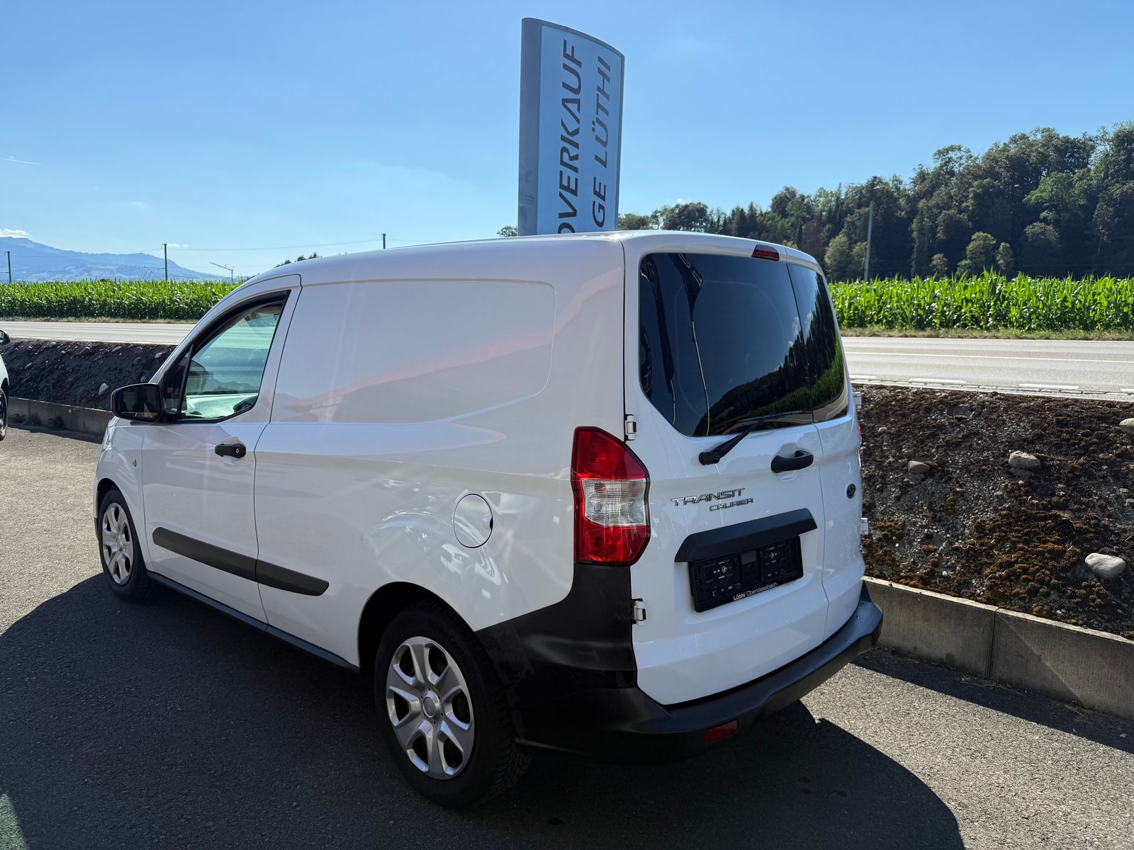 FORD Transit Courier Van 1.5 TDCi Trend, Diesel, Second hand / Used, Manual - 2