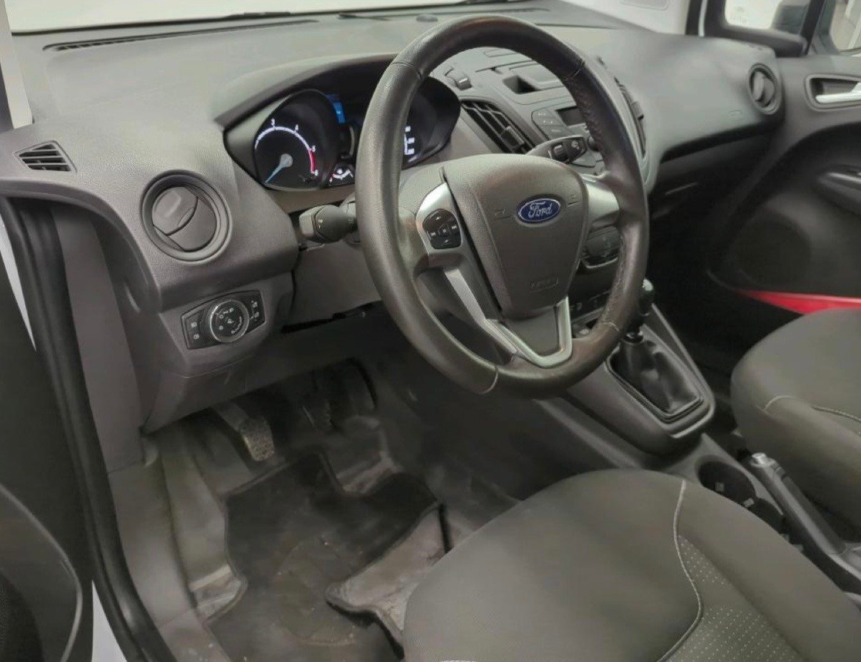 FORD Transit Courier Van 1.5 TDCi Trend ** Ab MFK und Servic, Diesel, Occasion / Utilisé, Manuelle - 4