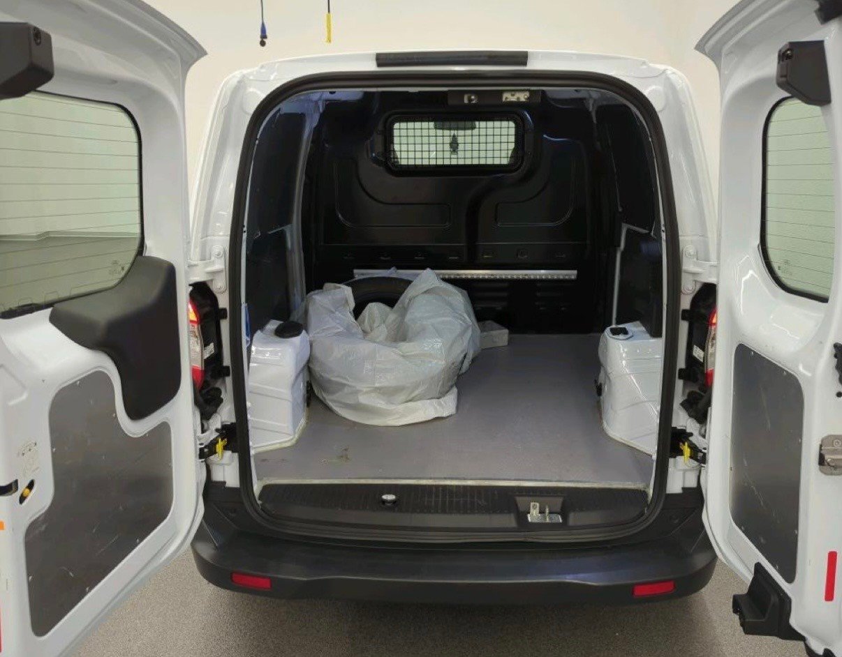 FORD Transit Courier Van 1.5 TDCi Trend ** Ab MFK und Servic, Diesel, Occasion / Utilisé, Manuelle - 7