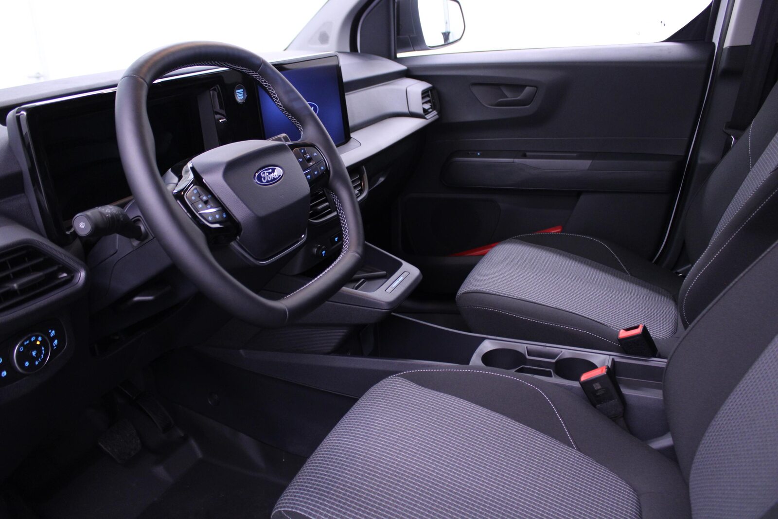 FORD E-Transit Courier Van Trend, Elektro, Vorführwagen, Automatik - 4