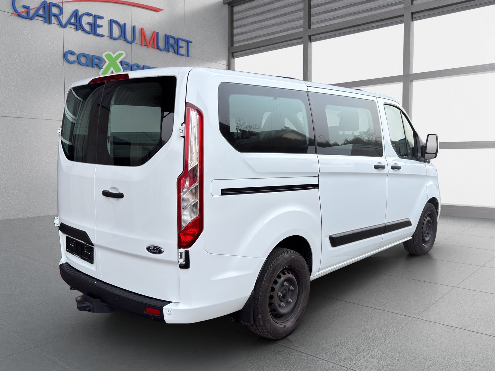 FORD Transit Custom 320 L1H1 Trend, Diesel, Second hand / Used, Manual - 5