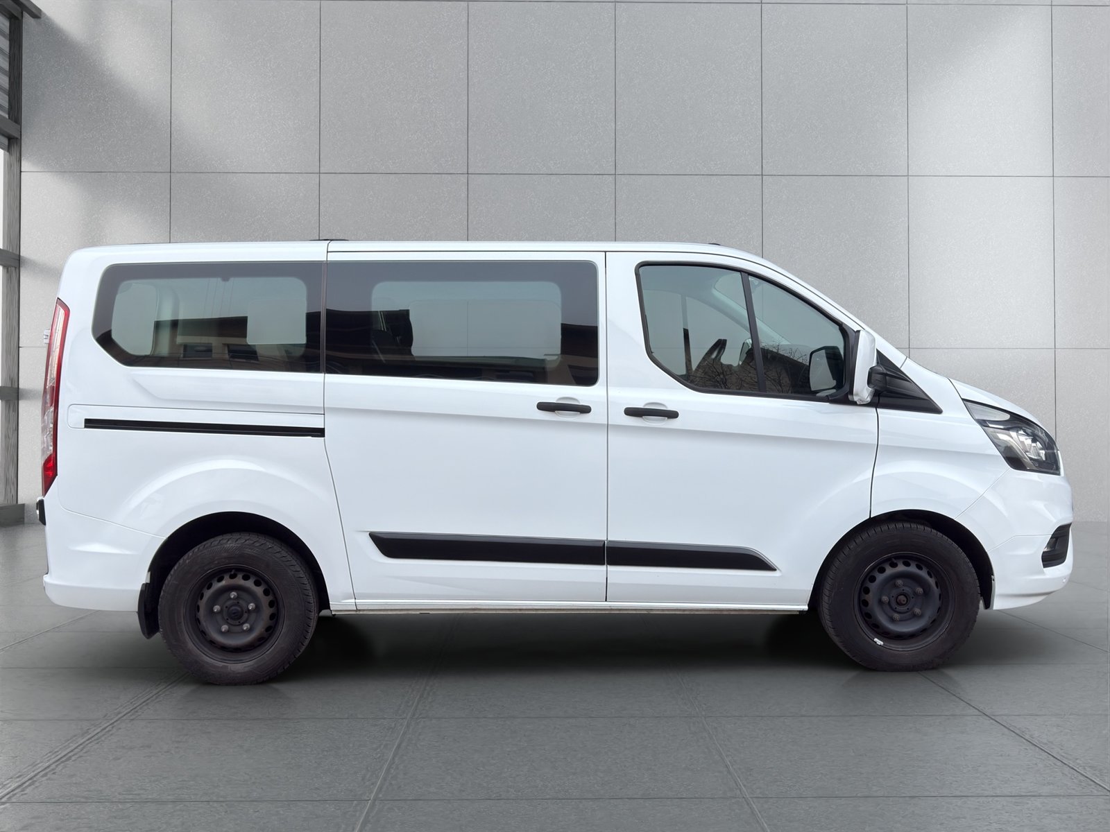 FORD Transit Custom 320 L1H1 Trend, Diesel, Second hand / Used, Manual - 6