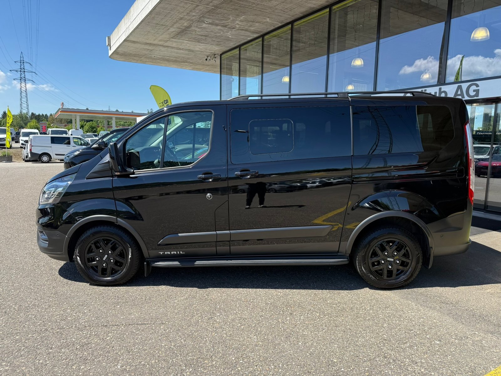 FORD Transit Custom 340 L1H1 Trail HEV2, Mild-Hybrid Diesel/Electric, Second hand / Used, Manual - 4