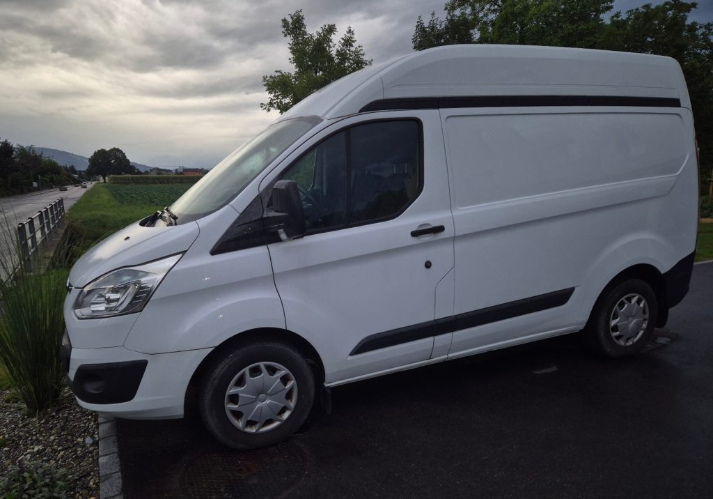 FORD 2.2 TDCi 100 Trend Hochdach
