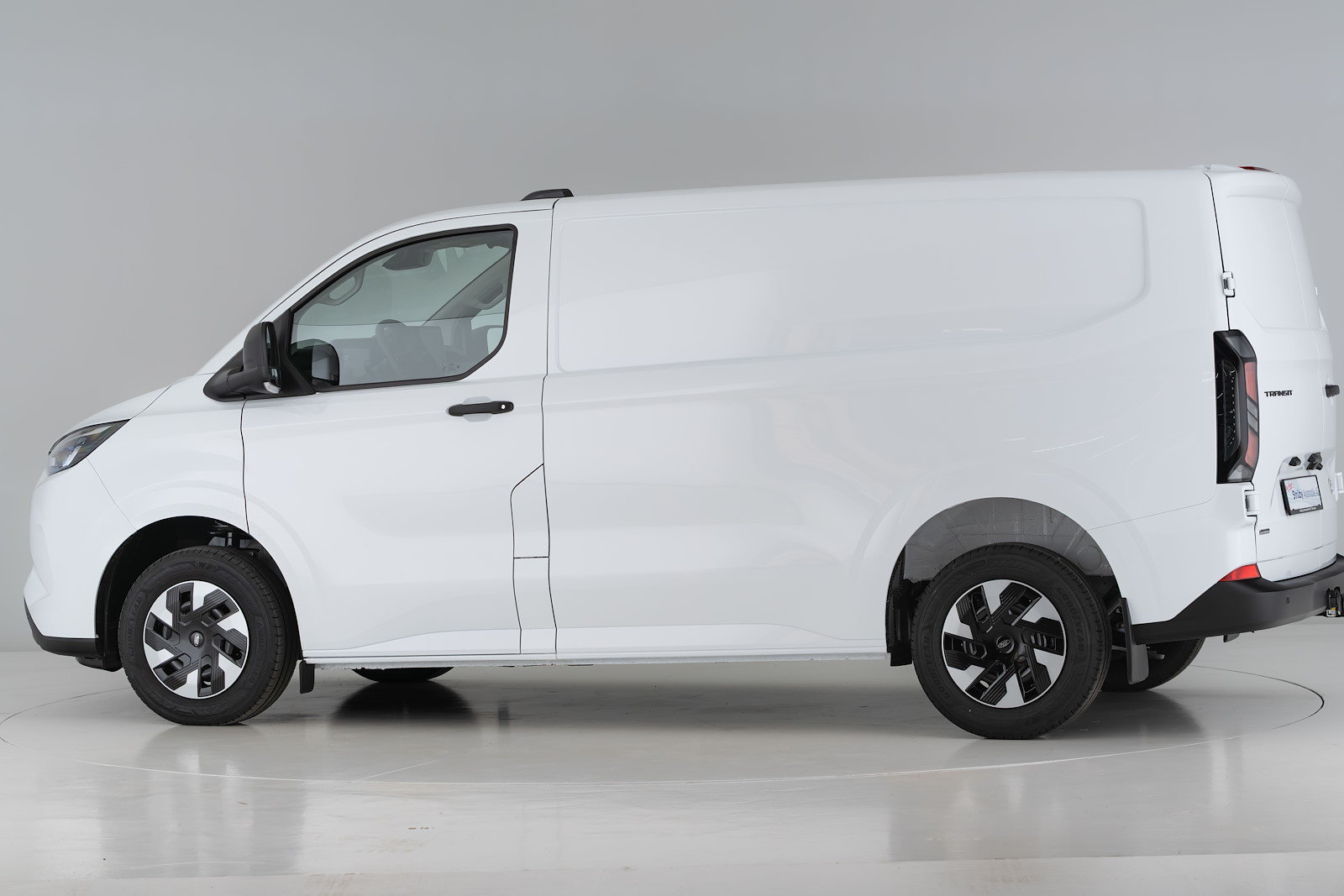 FORD Transit Custom Van 320 L1 2.5 Duratec 233PS Trend PHEV, Plug-in-Hybrid Benzin/Elektro, Neuwagen, Automatik - 7