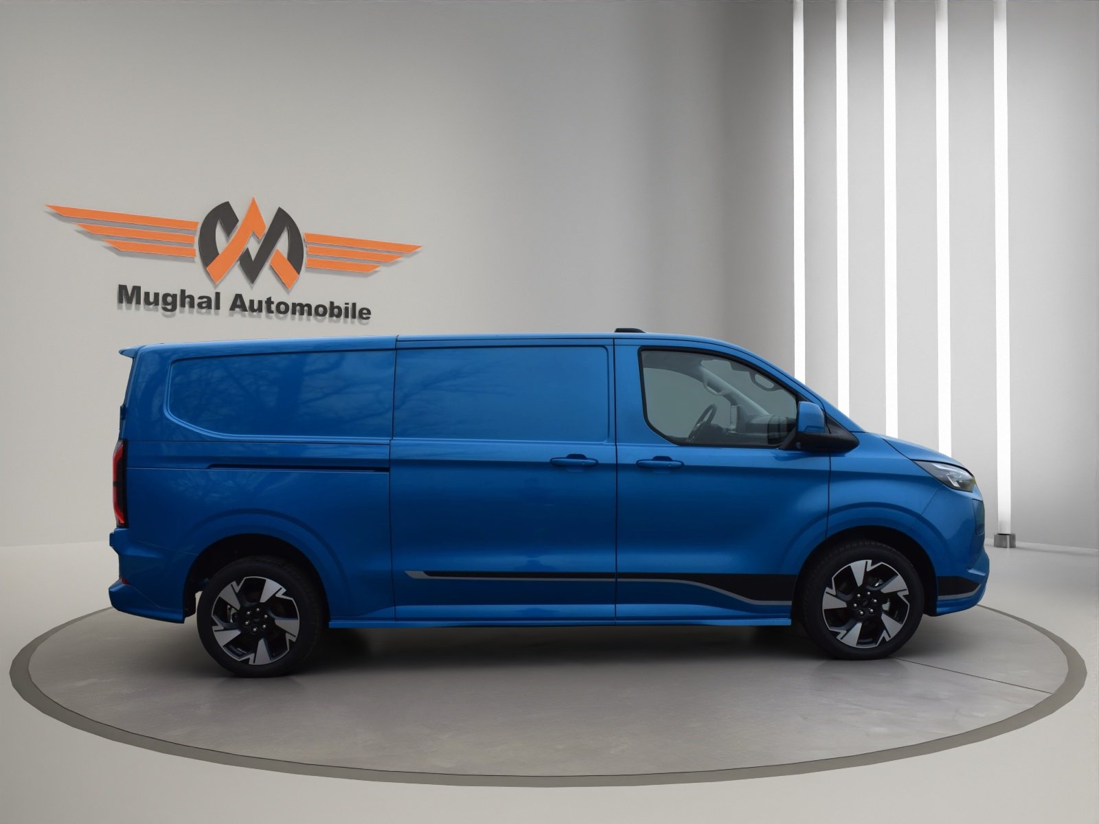 FORD Transit Custom Van 320 L2H1 65kWh Sport, Électrique, Voiture nouvelle, Automatique - 3