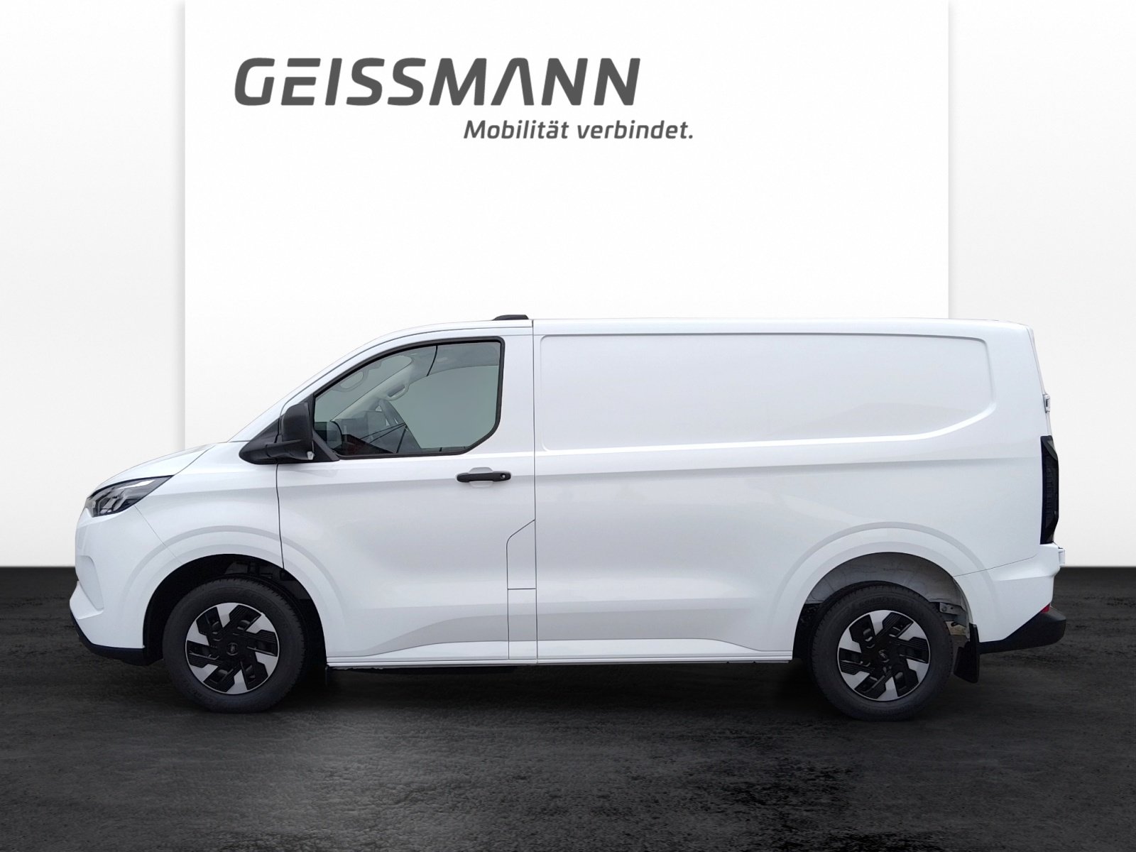 FORD Transit Custom Van 320 L1 2.5 Duratec 233 Trend PHEV, Plug-in-Hybrid Petrol/Electric, New car, Automatic - 2