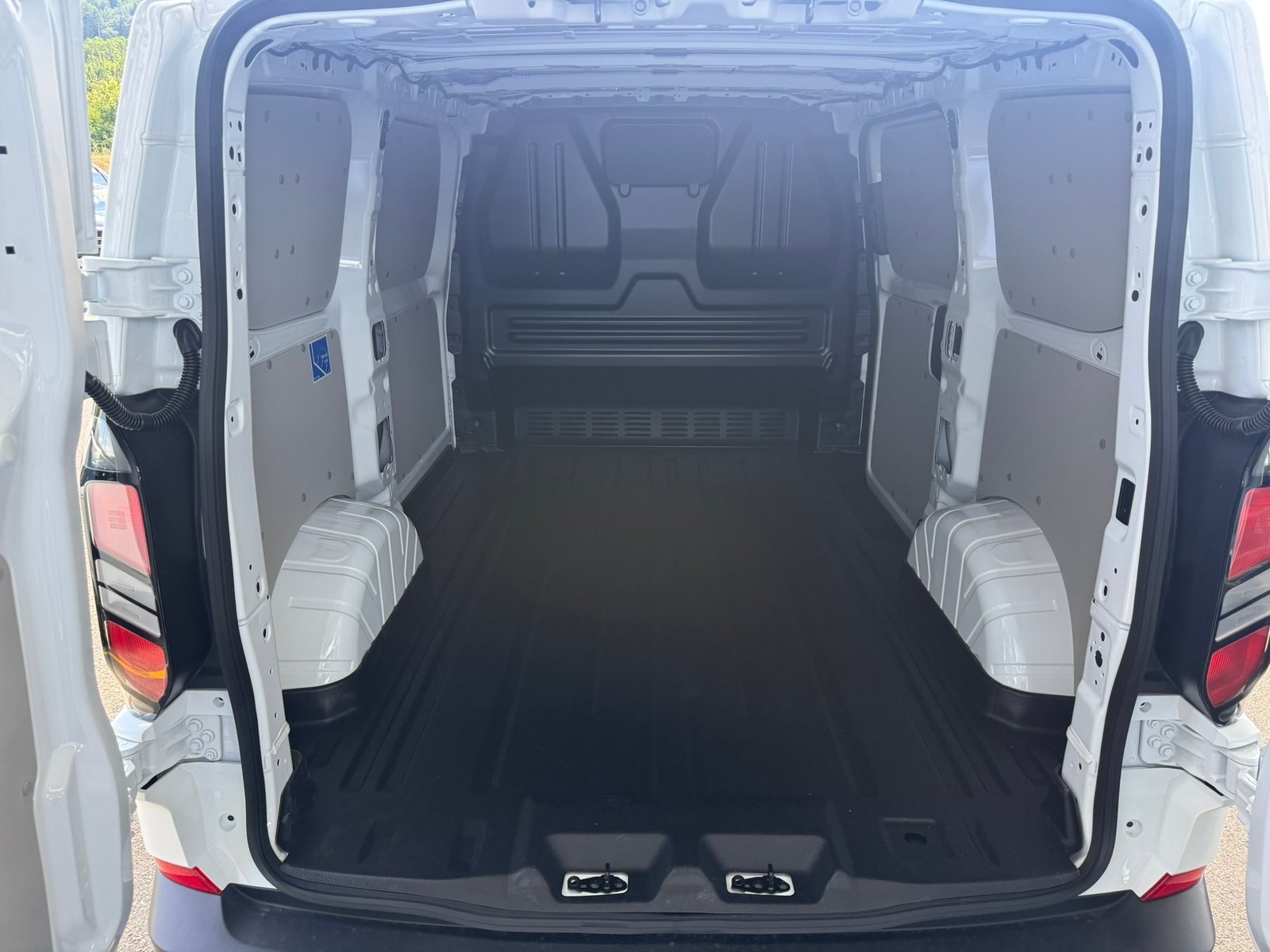FORD Transit Custom Van 280 L1H1 Trend, Diesel, Neuwagen, Handschaltung - 7