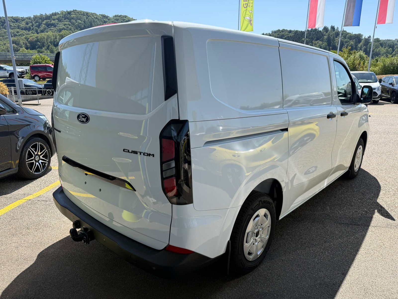 FORD Transit Custom Van PHEV 320 L1H1 Trend Automat, Plug-in-Hybrid Benzina/Elettrica, Auto nuove, Automatico - 6