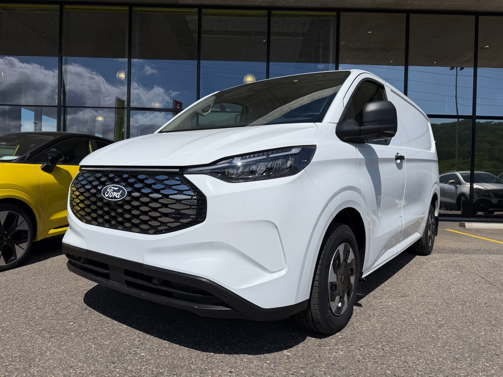 FORD Transit Custom Van 320 L1H1 65kWh Trend