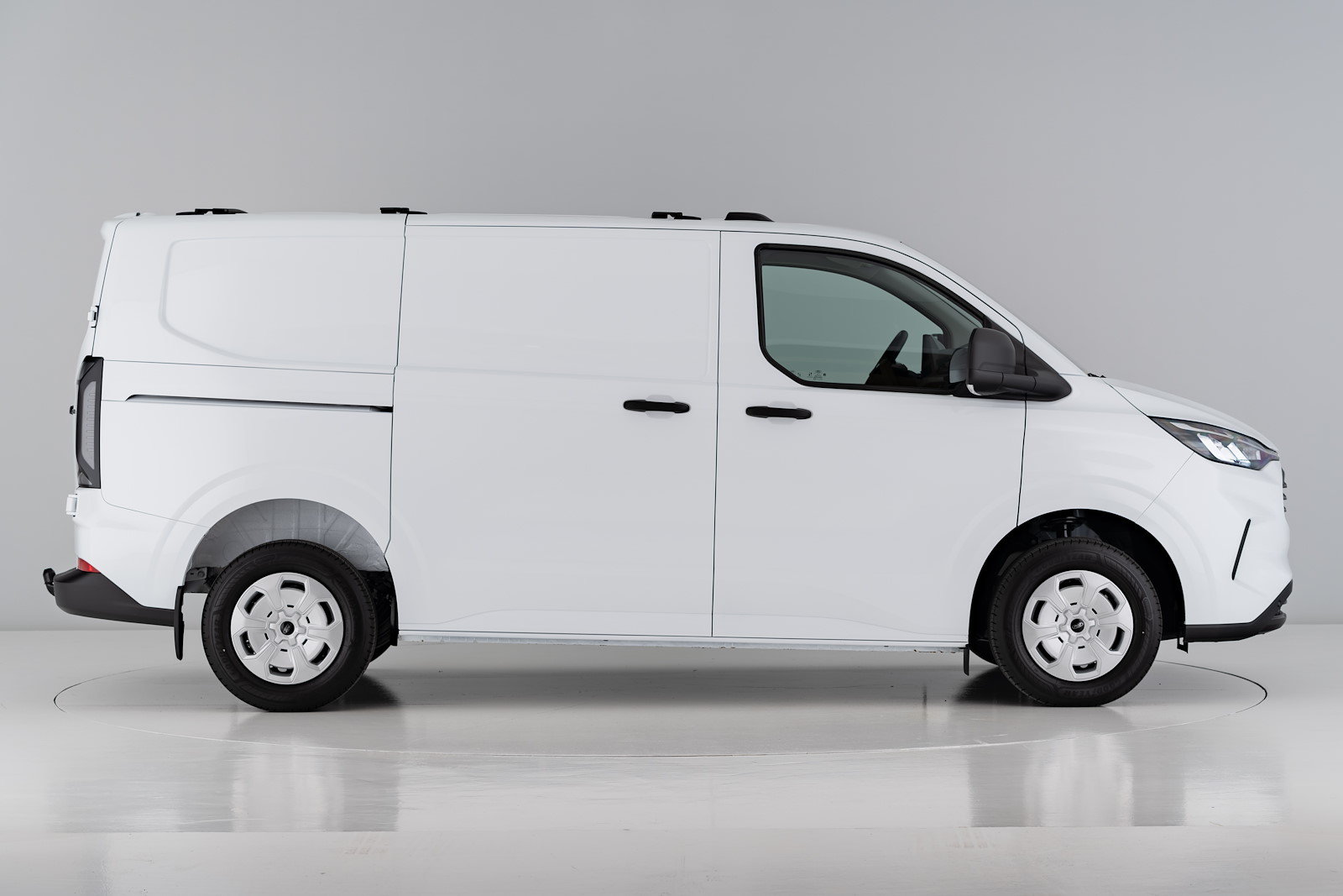 FORD Transit Custom Van 280 L1 2.0 EcoBlue 110PS Trend, Diesel, New car, Manual - 7