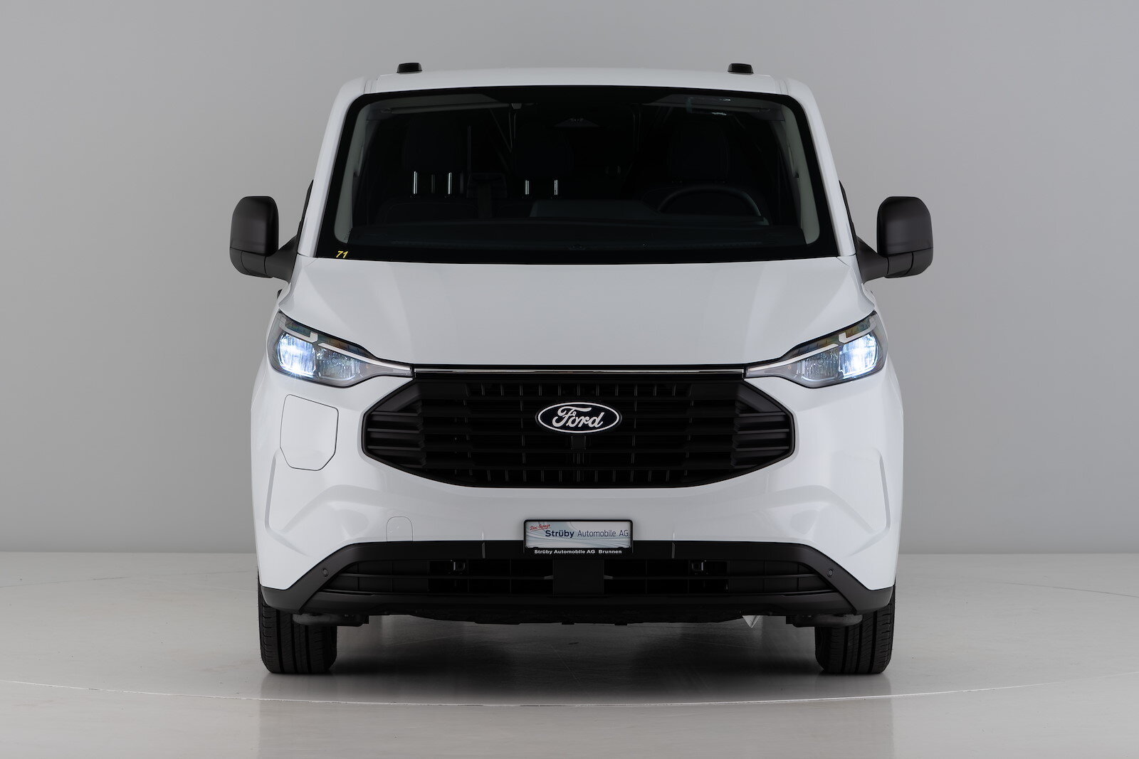 FORD Transit Custom Van 320 L1 2.5 Duratec 233PS Trend PHEV