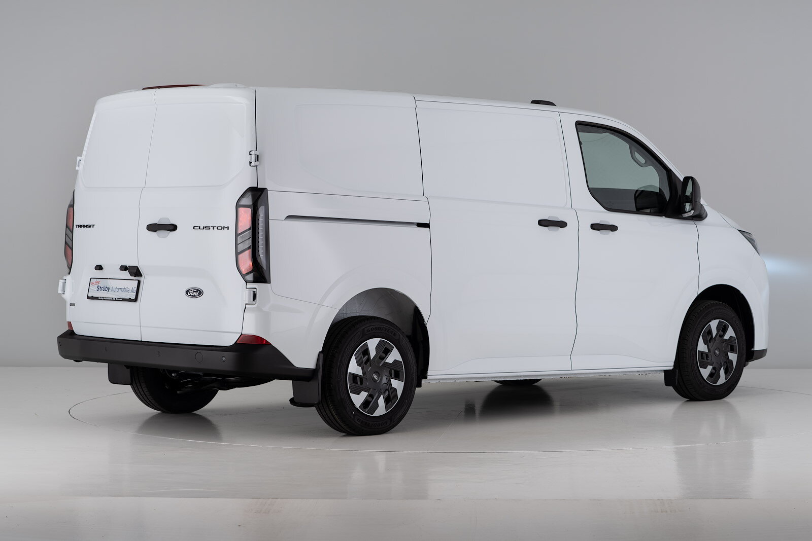 FORD Transit Custom Van 320 L1 2.5 Duratec 233PS Trend PHEV, Plug-in-Hybrid Petrol/Electric, New car, Automatic - 6