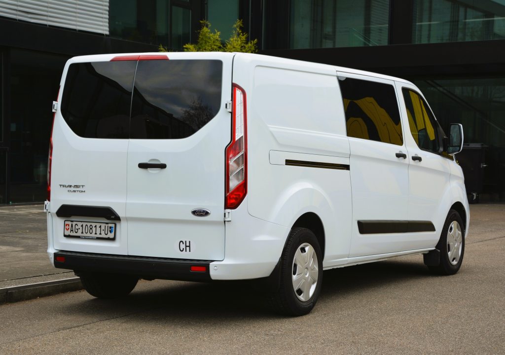 FORD TRANSIT CUSTOM 2.0 TDCi 130 Trend, Diesel, Second hand / Used, Automatic - 3