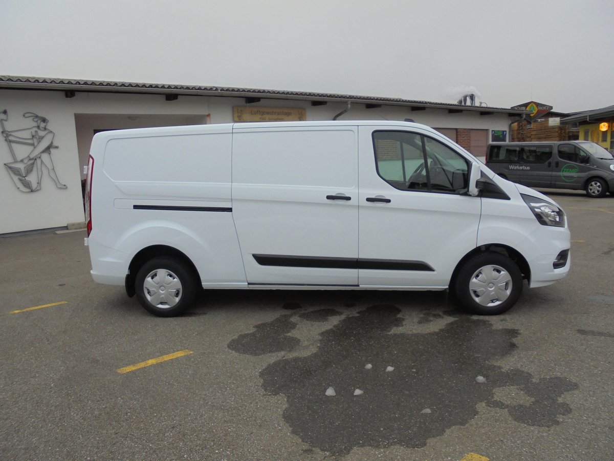 FORD Transit Custom Van 300 L2H1 Trend, Diesel, Second hand / Used, Manual - 4