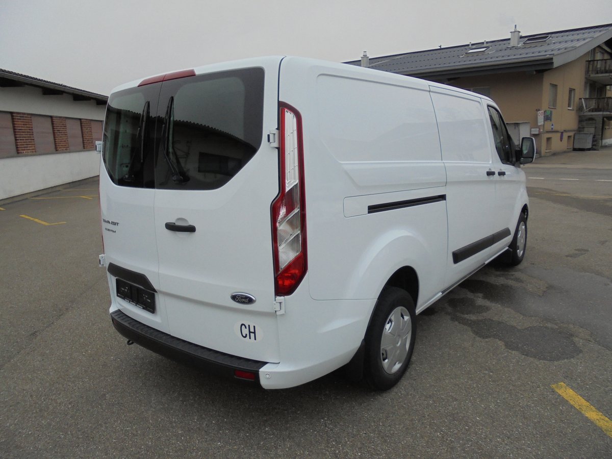 FORD Transit Custom Van 300 L2H1 Trend, Diesel, Second hand / Used, Manual - 5