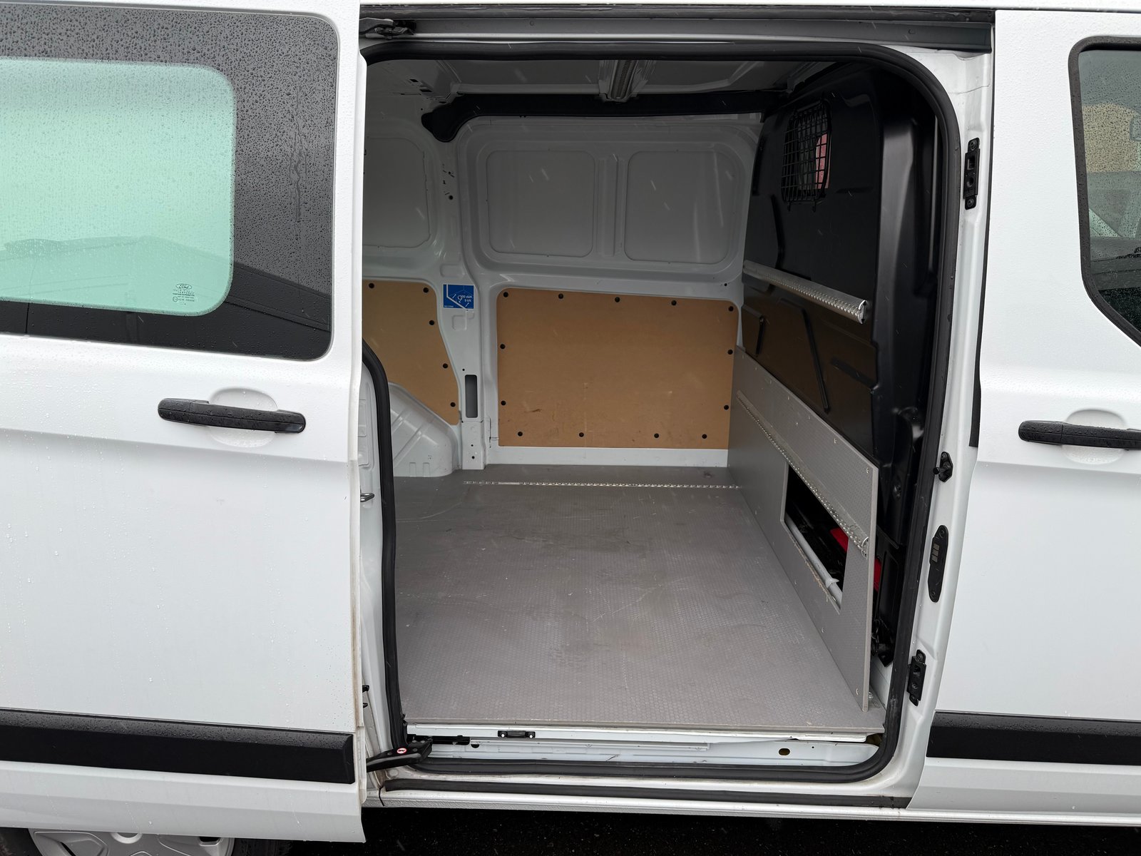 FORD Transit Custom Van 320 L1H1 Trend, Diesel, Occasion / Utilisé, Manuelle - 4