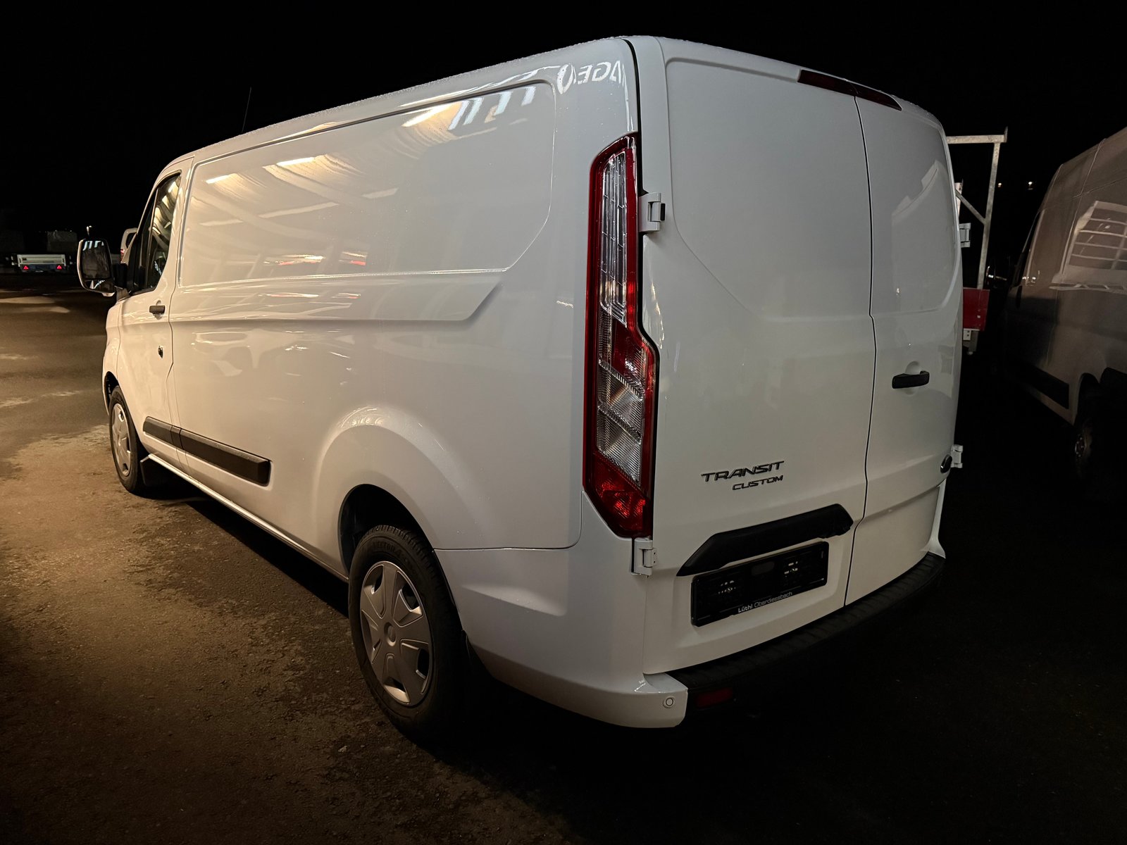 FORD Transit Custom Van 300 L2H1 Trend A, Diesel, Second hand / Used, Automatic - 2