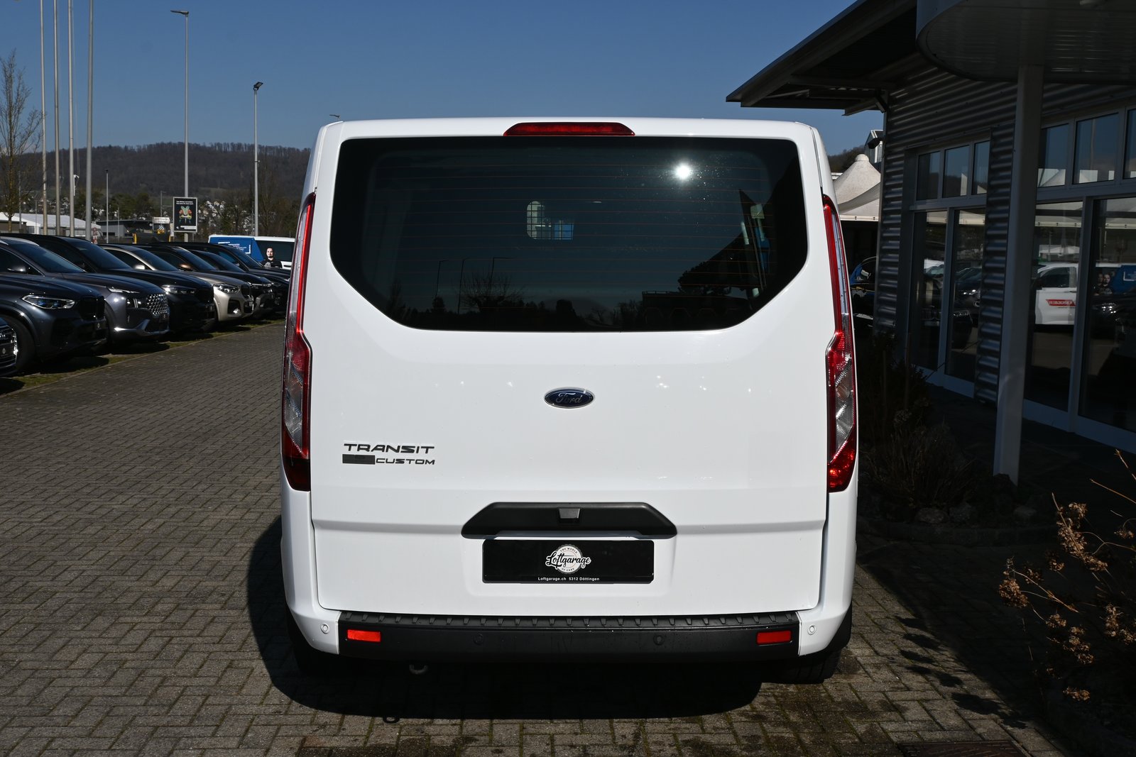 FORD Transit Custom Van 320 L1H1 Basis 3-Plätzer, Diesel, Second hand / Used, Manual - 4