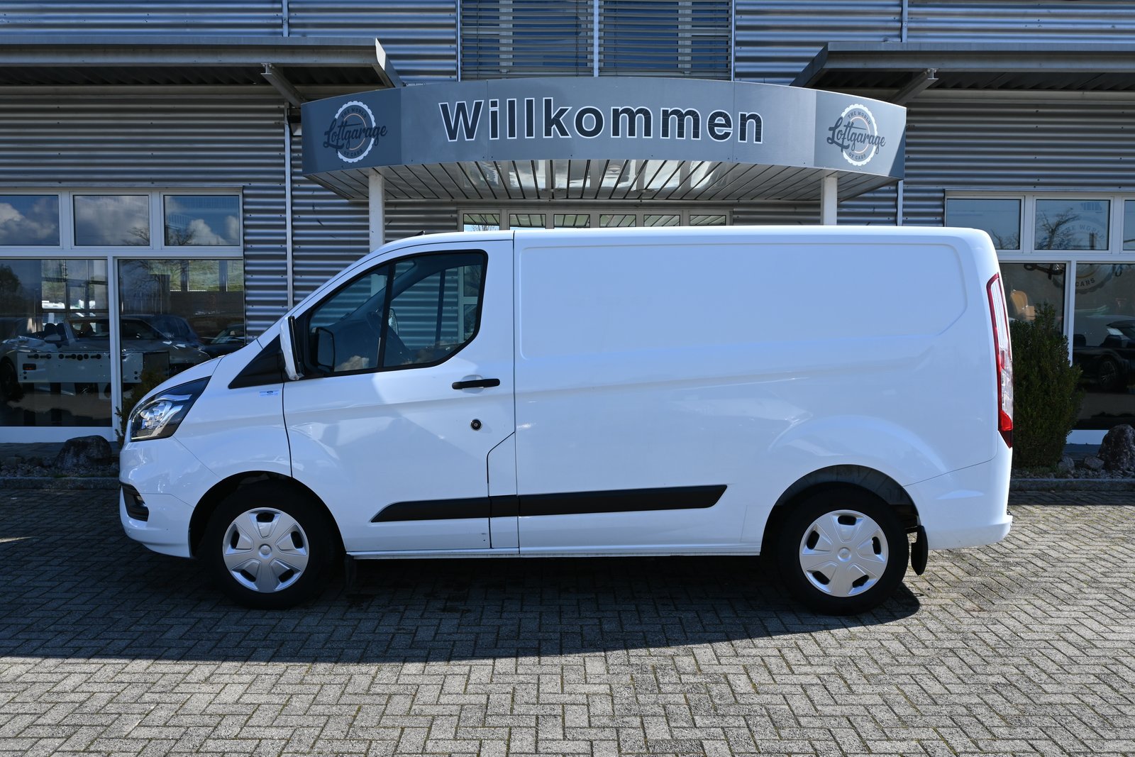 FORD Transit Custom Van 320 L1H1 Basis 3-Plätzer, Diesel, Second hand / Used, Manual - 6