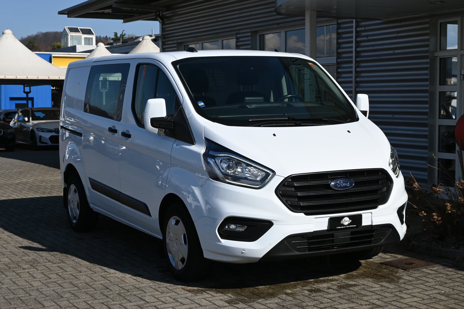 FORD Transit Custom Van 320 L1H1 Basis 3-Plätzer + Einricht