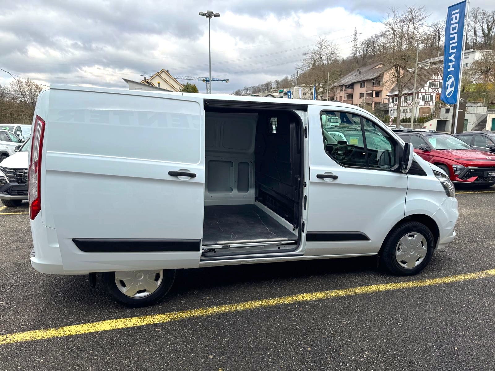 FORD Transit Cust 280 L1 Trend, Diesel, Occasion / Gebraucht, Handschaltung - 7