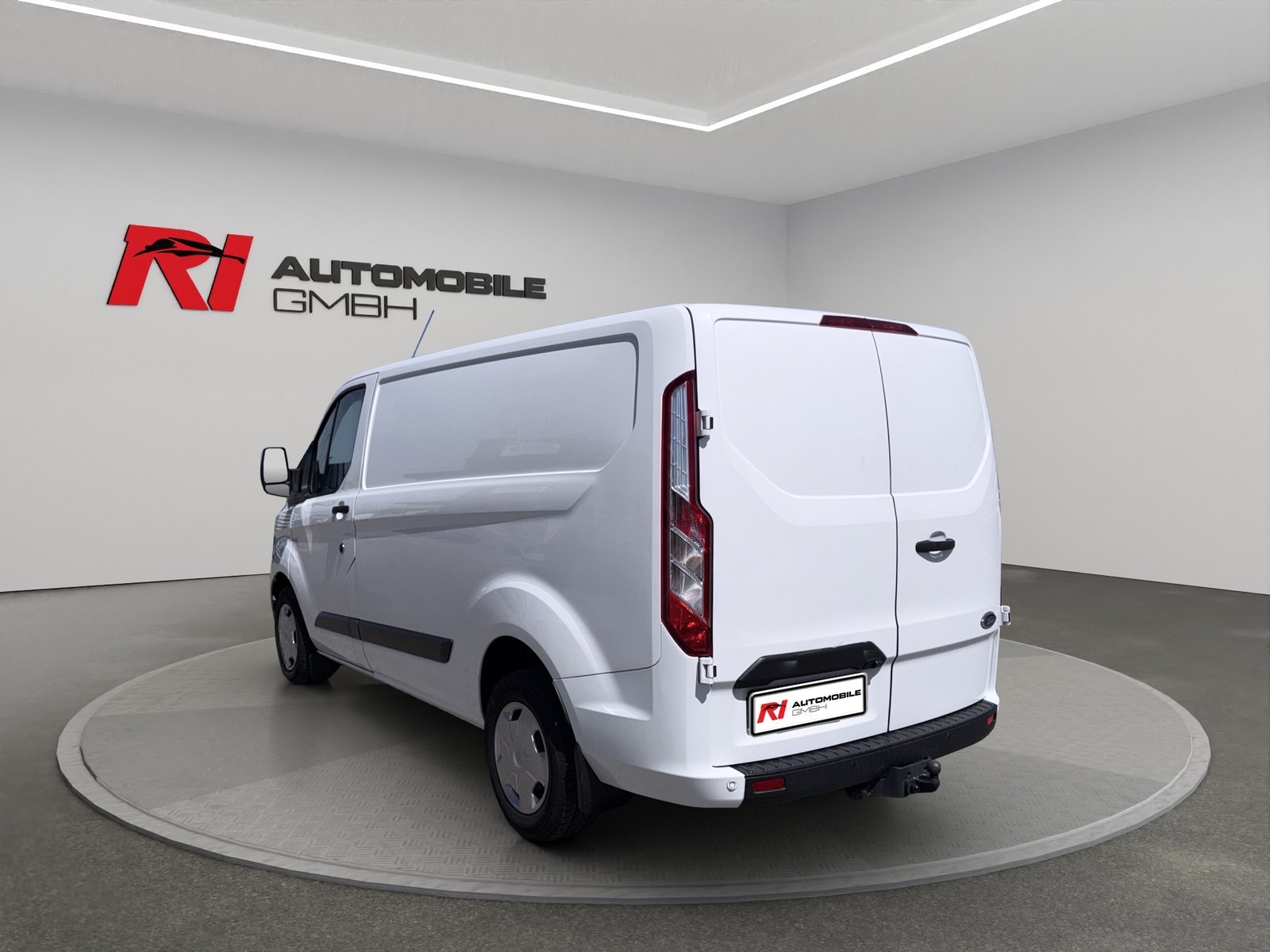 FORD Transit Custom Van 280 L1H1 Ambiente, Diesel, Second hand / Used, Manual - 4