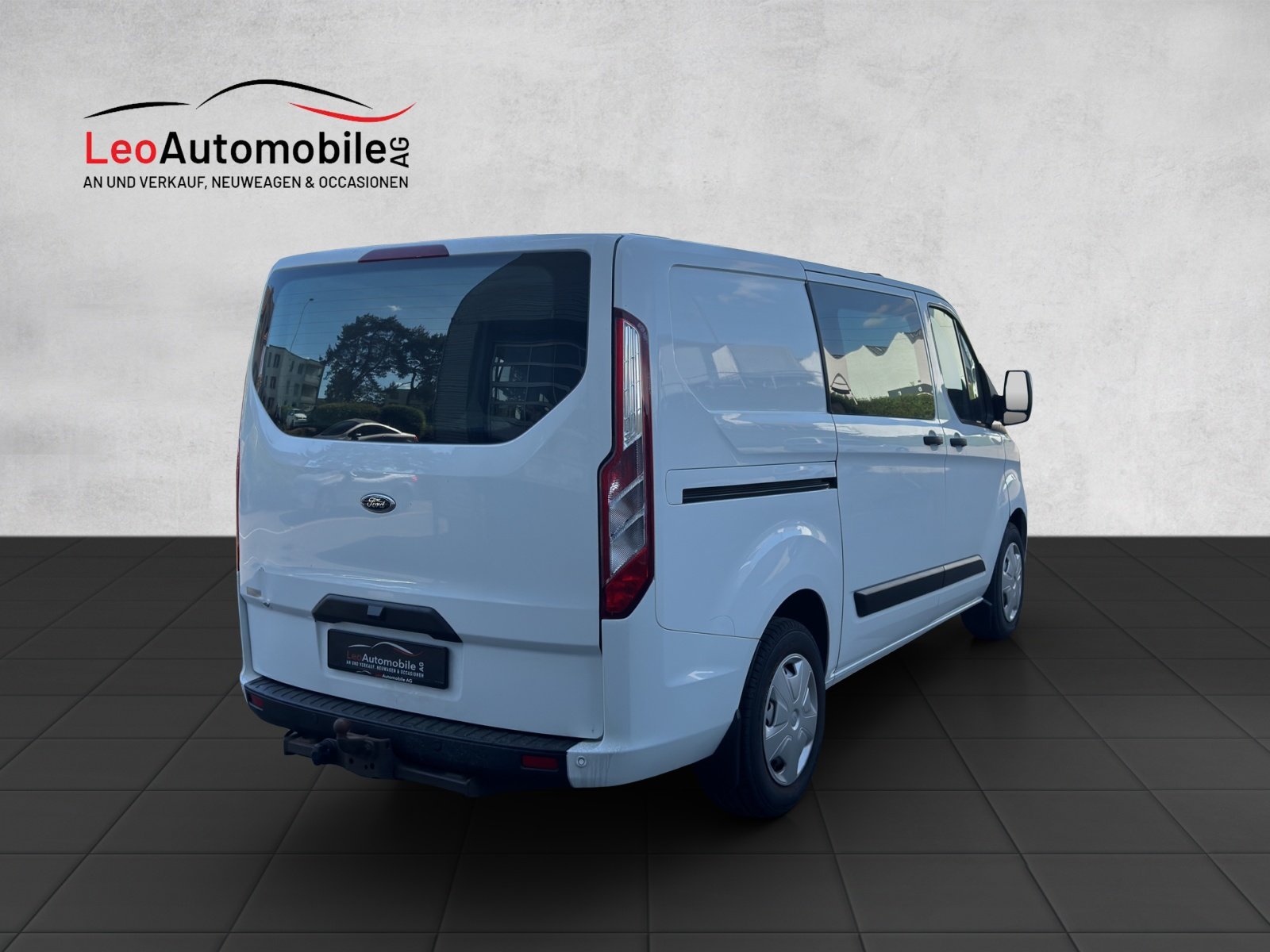 FORD Transit Custom Van 320 L1H1 Ambiente, Diesel, Second hand / Used, Manual - 5