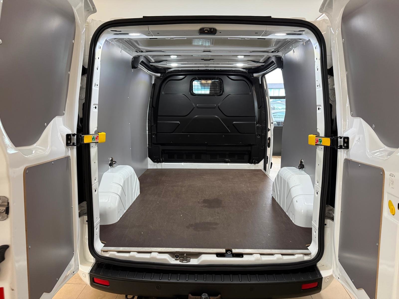 FORD Transit Custom Van 280 L1H1 Trend, Diesel, Occasion / Gebraucht, Handschaltung - 5