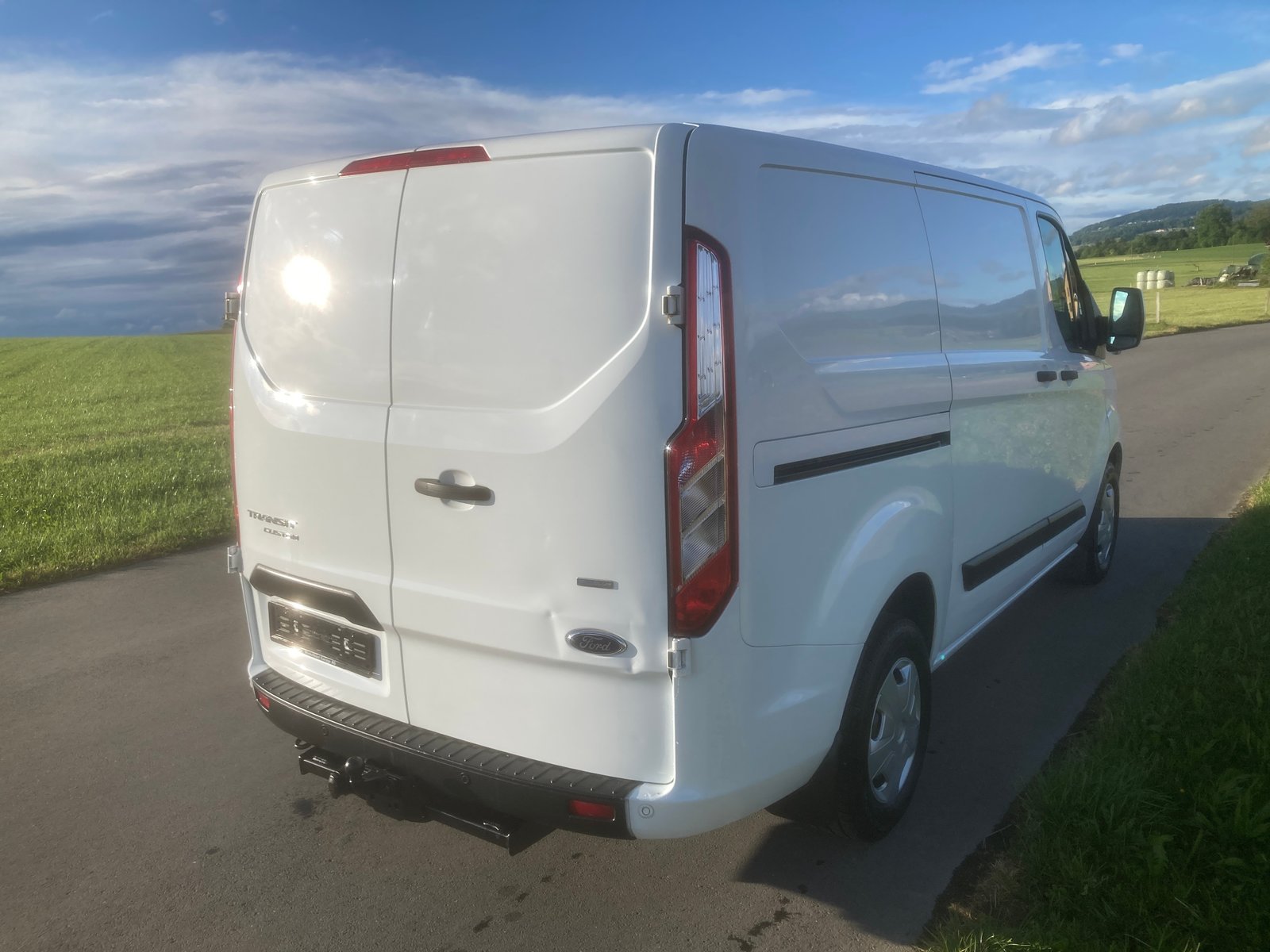FORD Transit Custom Van 280 L1H1 Ambiente mit Anhängerkuppl, Diesel, Occasioni / Usate, Manuale - 3