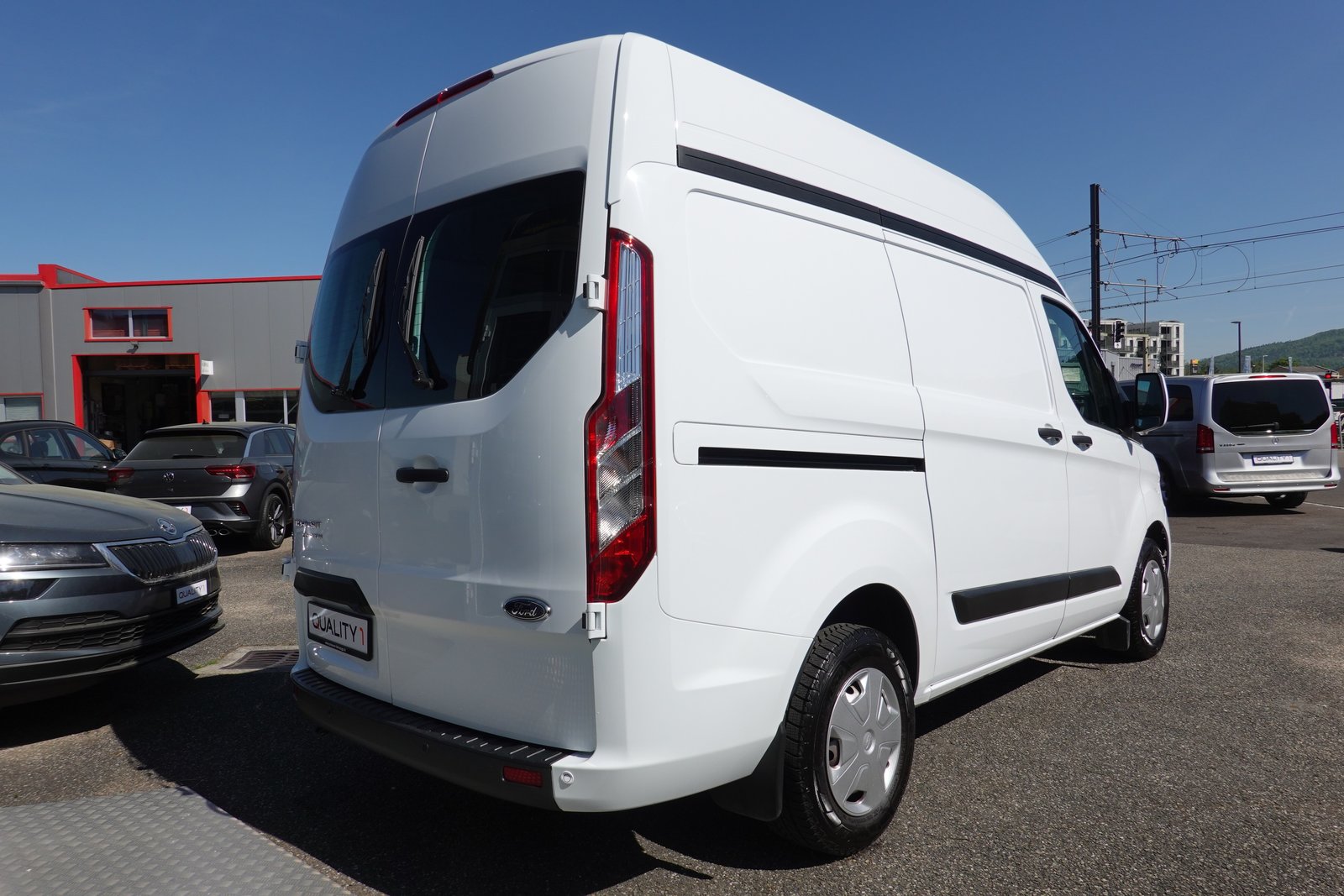 FORD TRANSIT CUSTOM VAN 300 - L1H2 - TREND - 130 PS, Diesel, Second hand / Used, Manual - 4