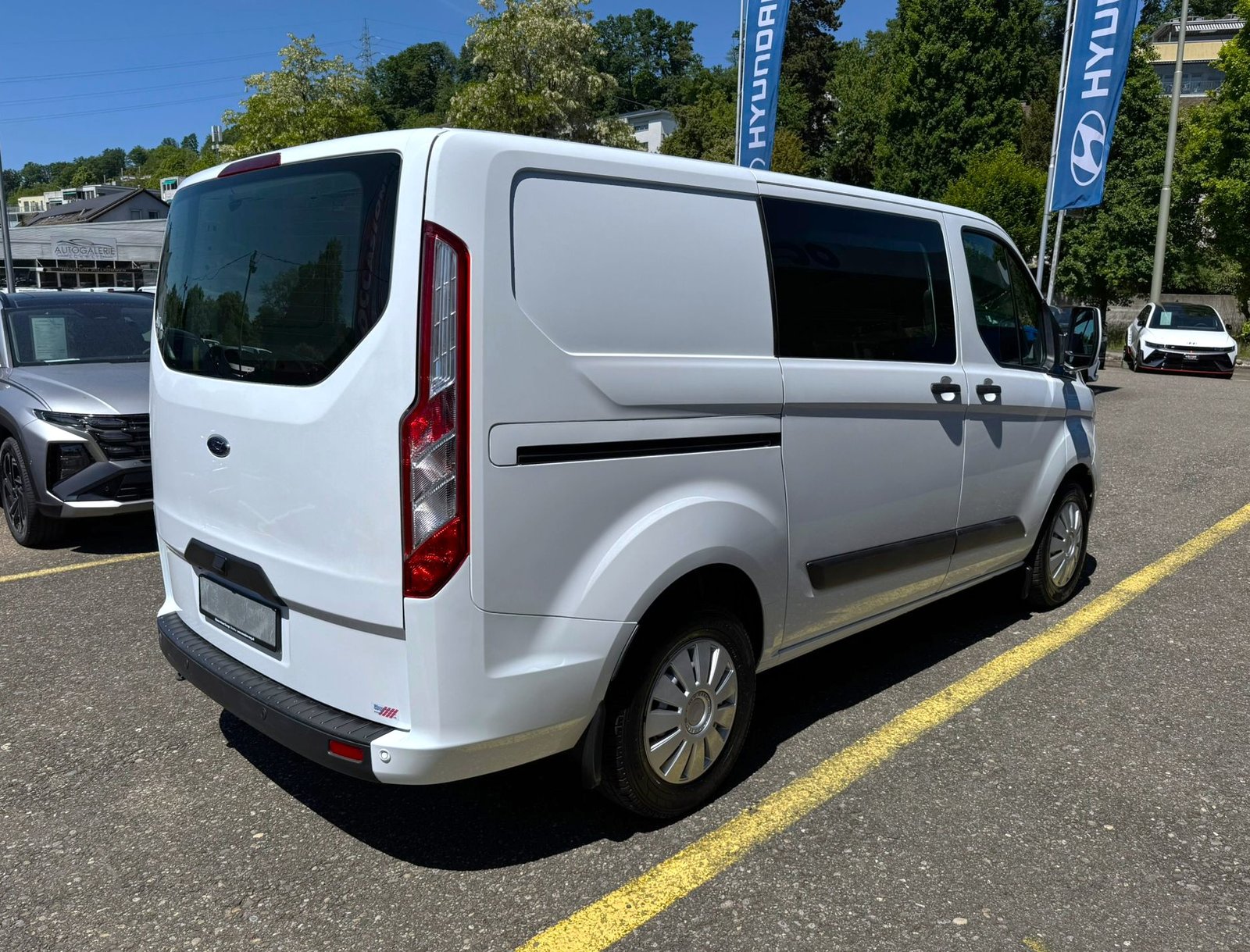 FORD Transit Cust 320 L1 Trend, Diesel, Second hand / Used, Manual - 6