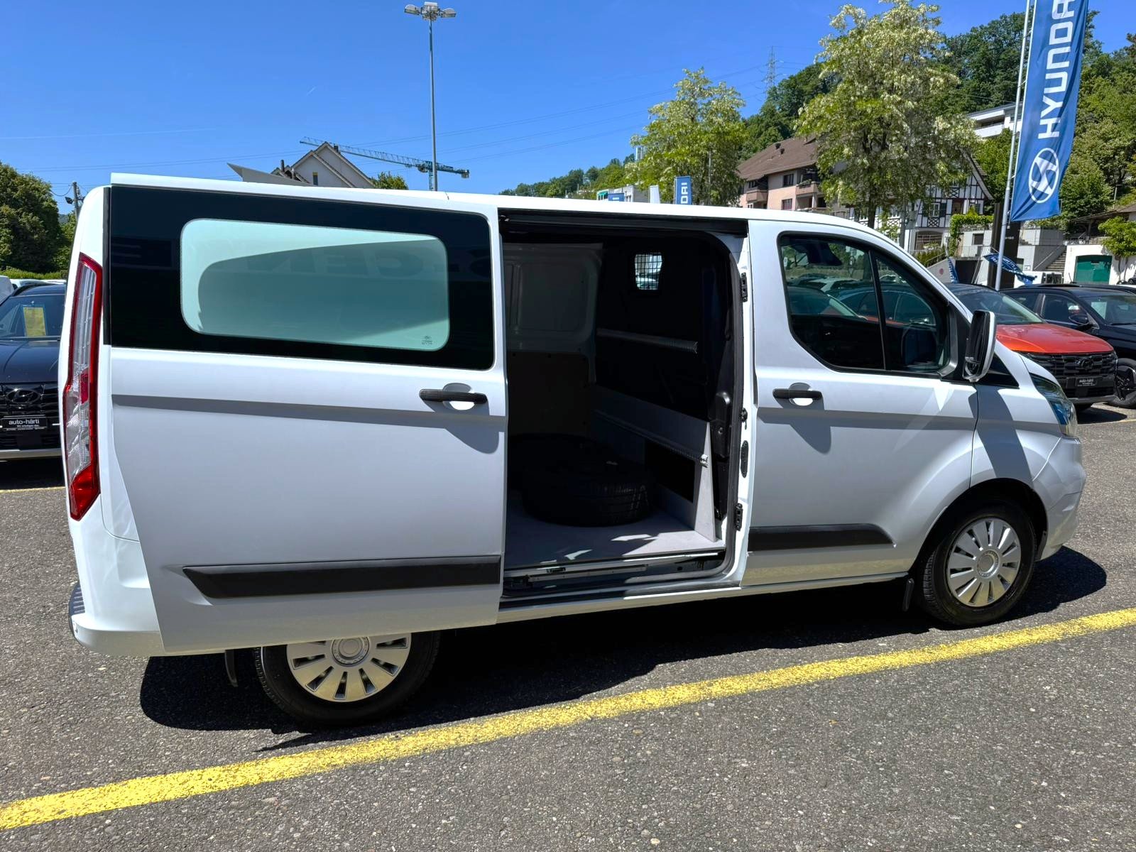 FORD Transit Cust 320 L1 Trend, Diesel, Second hand / Used, Manual - 7