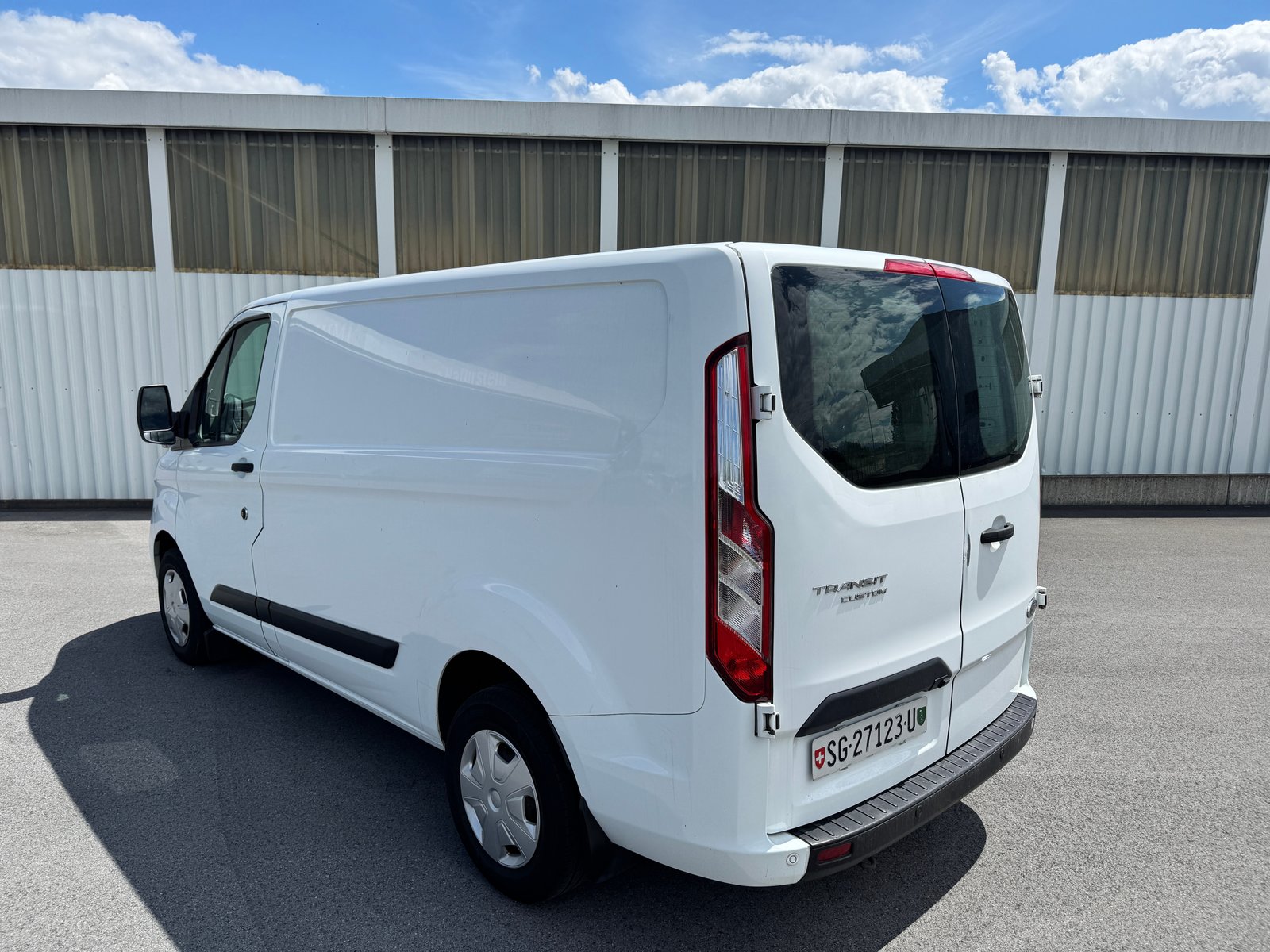 FORD Transit Custom Van 300 L1H1 Ambiente, Diesel, Occasion / Utilisé, Manuelle - 2